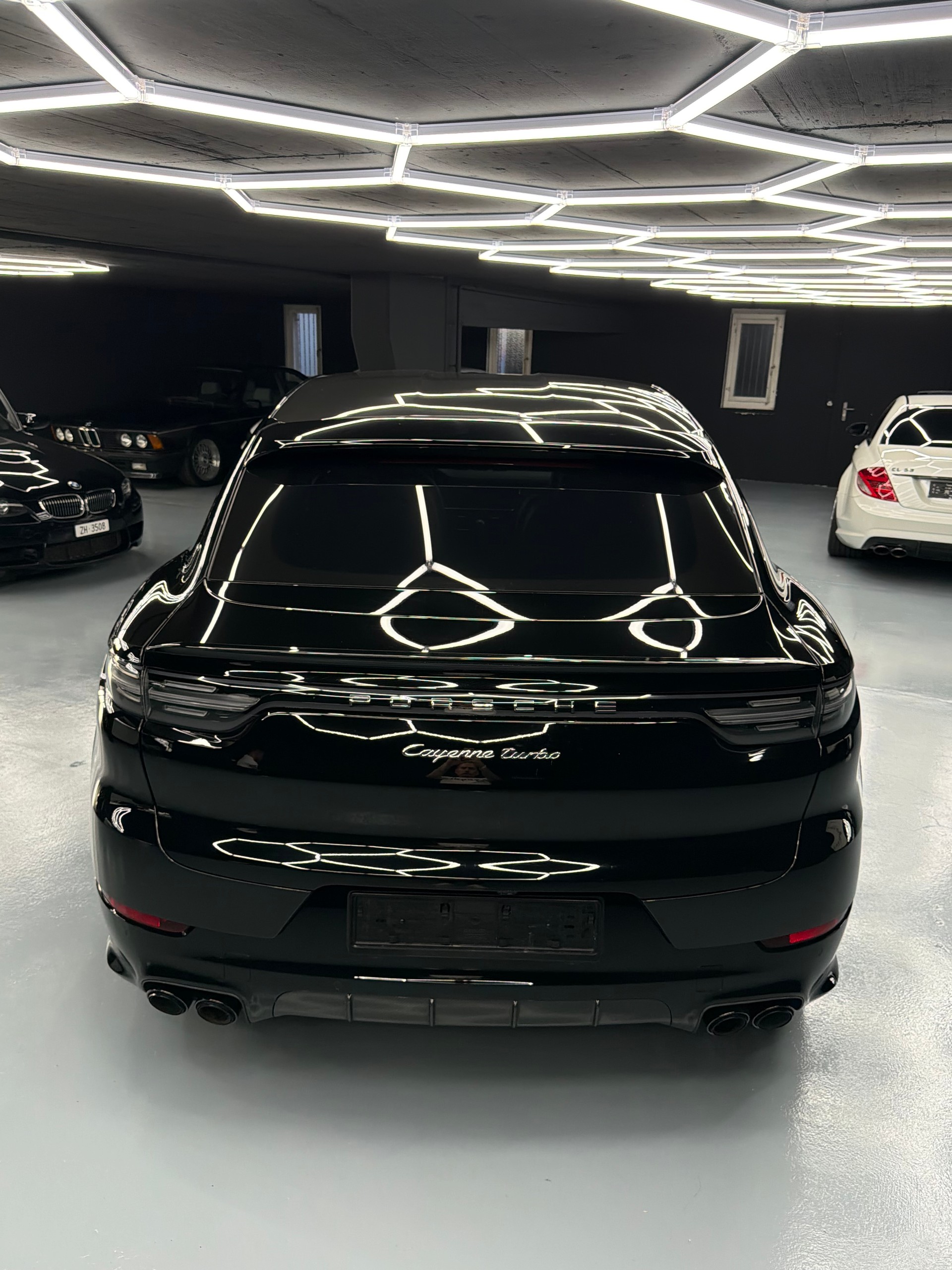 PORSCHE Cayenne Turbo Coupé-image-3