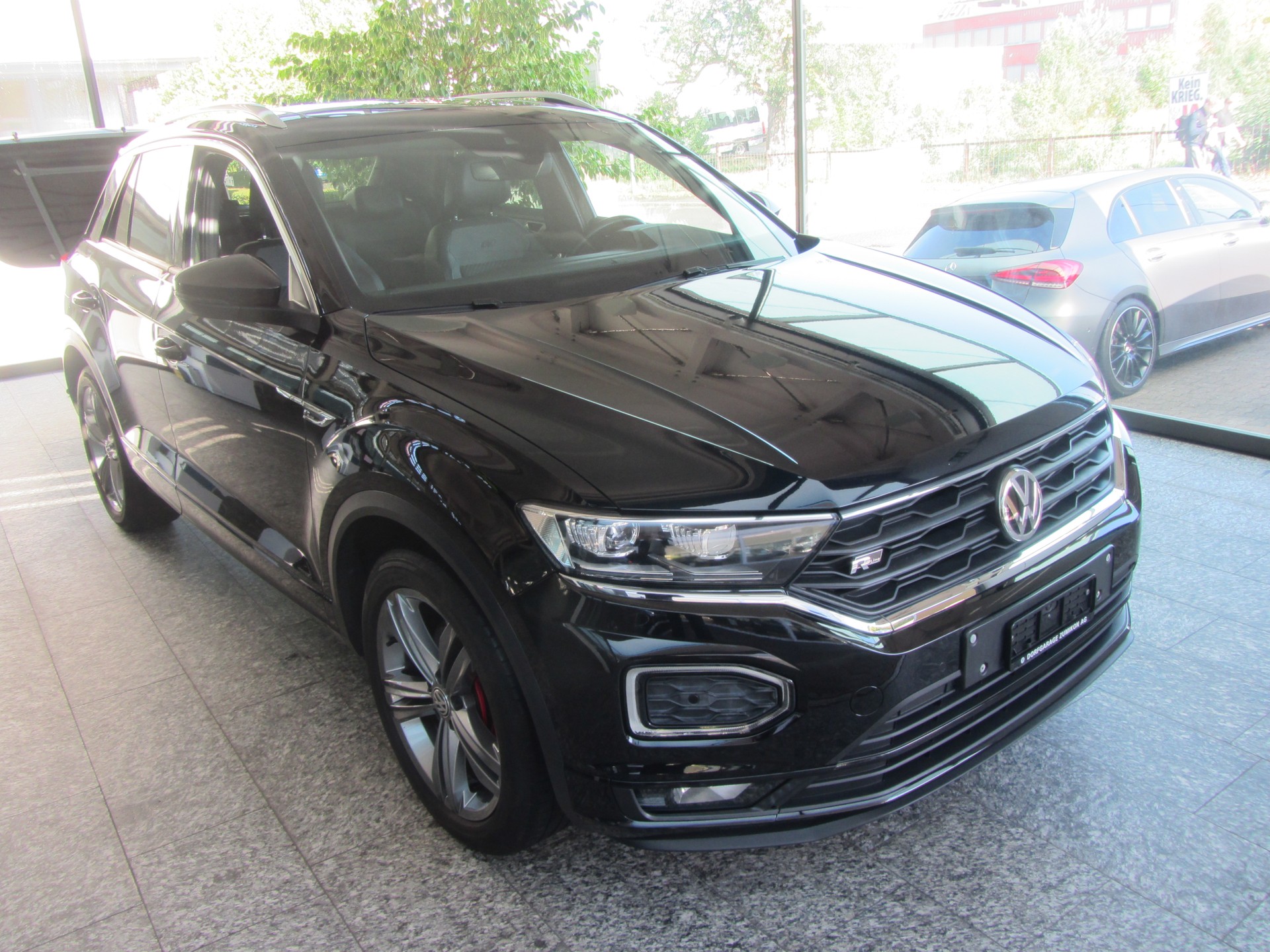 VW T-Roc 2.0 TSI Sport DSG 4Motion-image-1