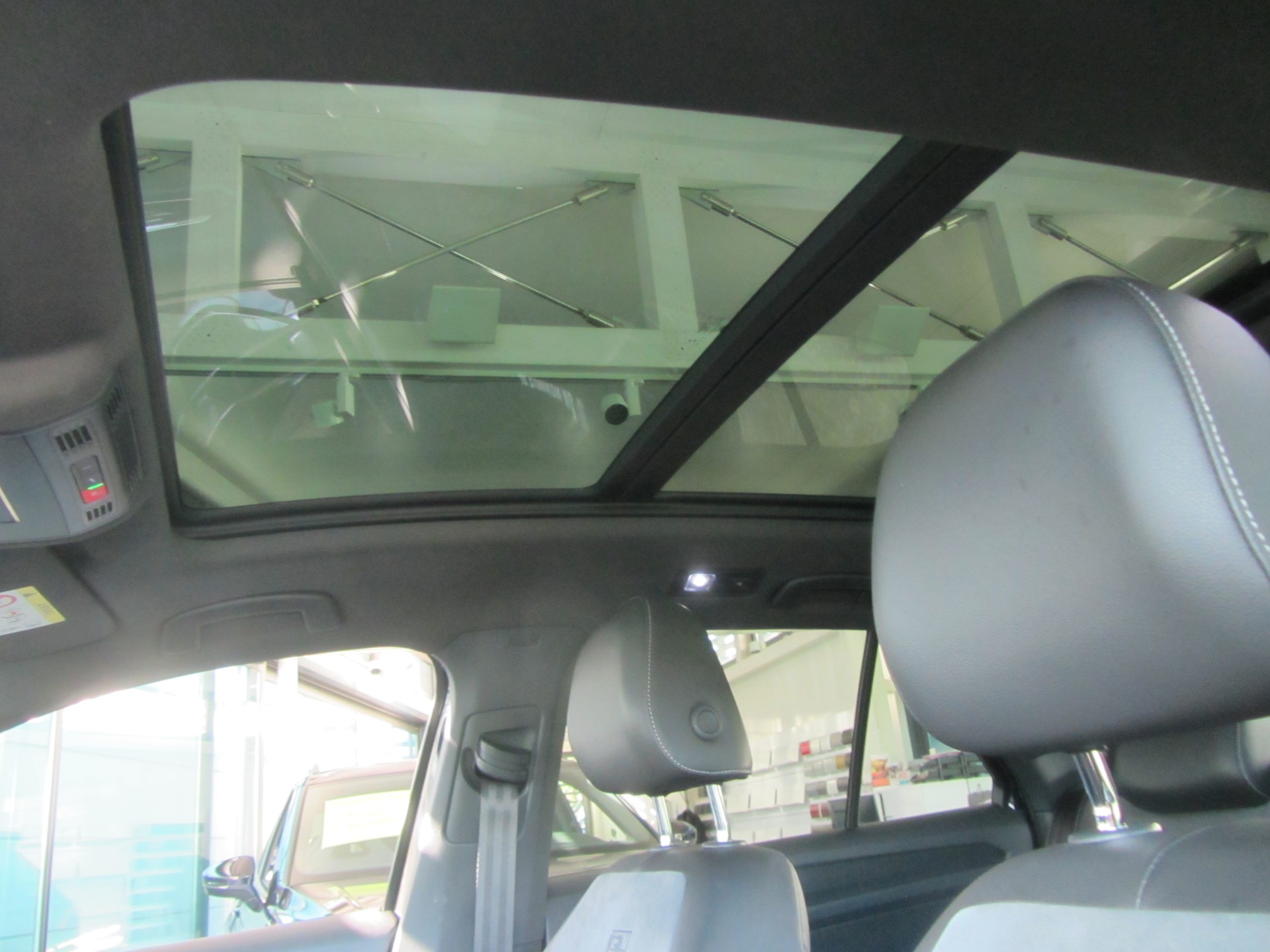 VW T-Roc 2.0 TSI Sport DSG 4Motion-image-10