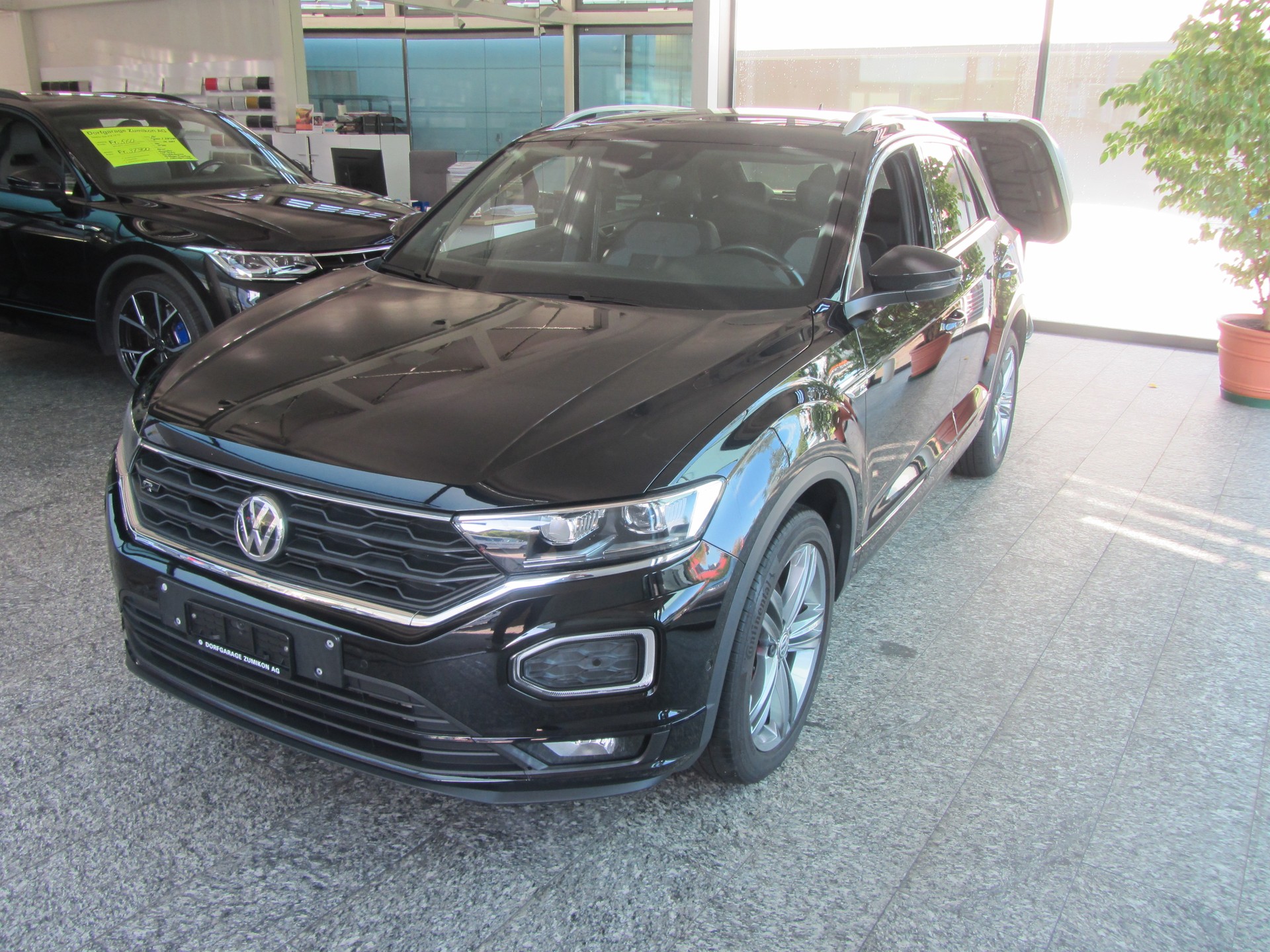 VW T-Roc 2.0 TSI Sport DSG 4Motion-image-0