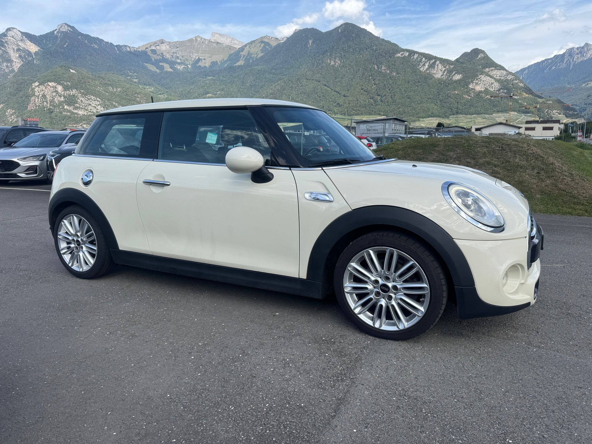 MINI Cooper S-image-4