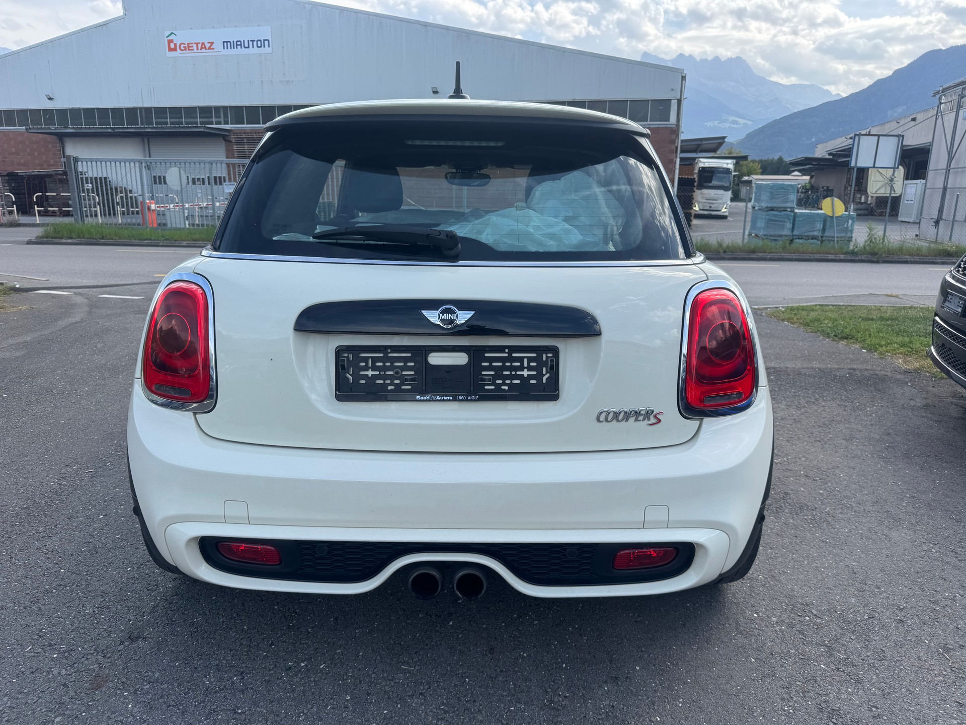 MINI Cooper S-image-6