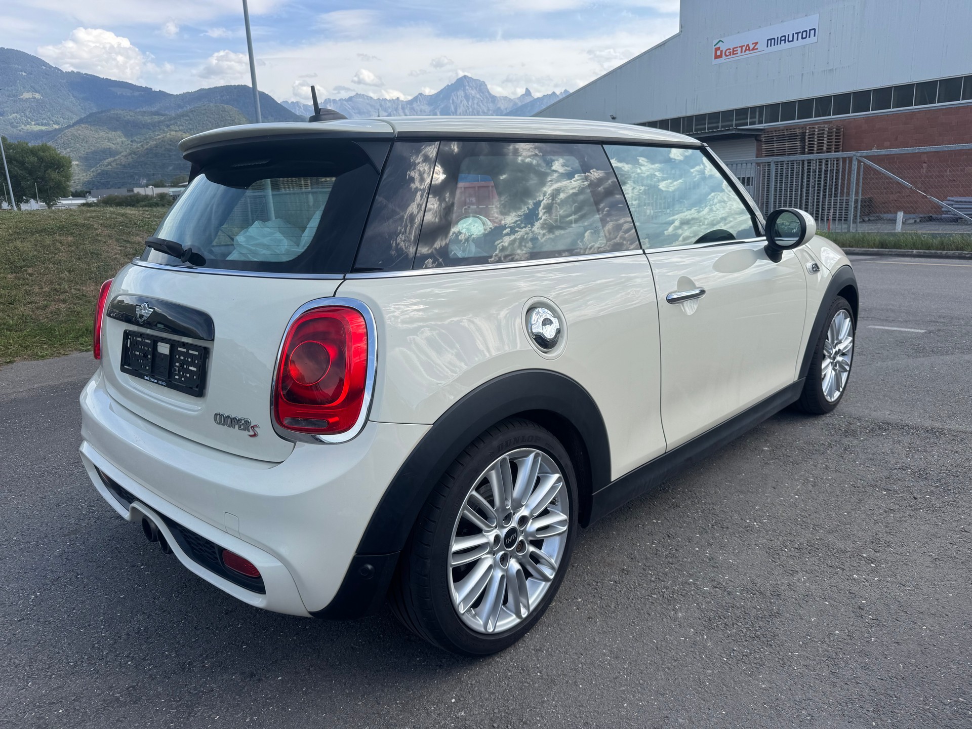 MINI Cooper S-image-5
