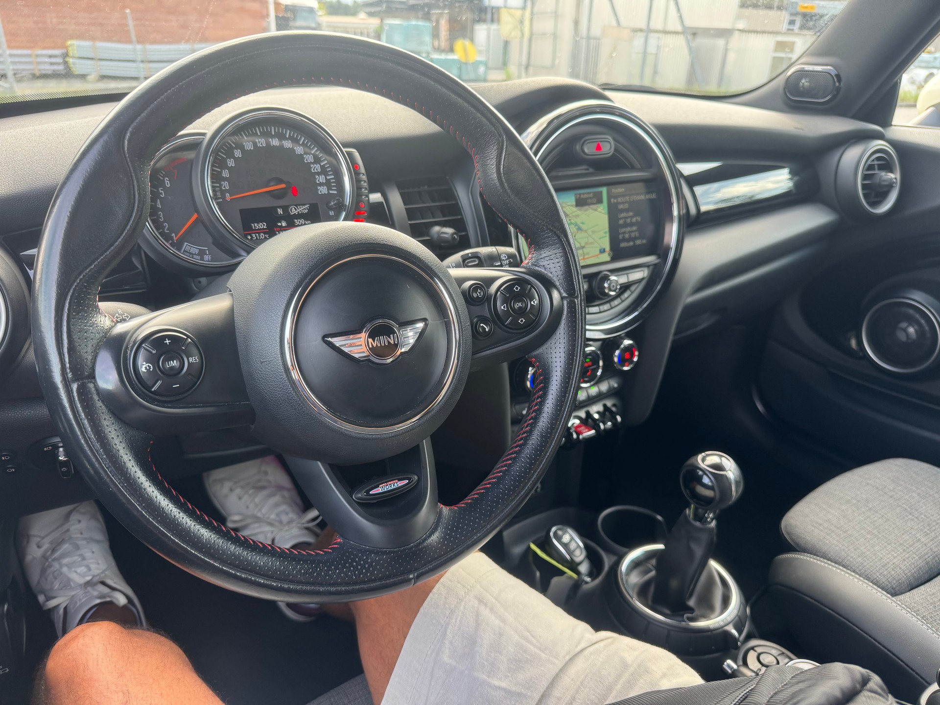 MINI Cooper S-image-21