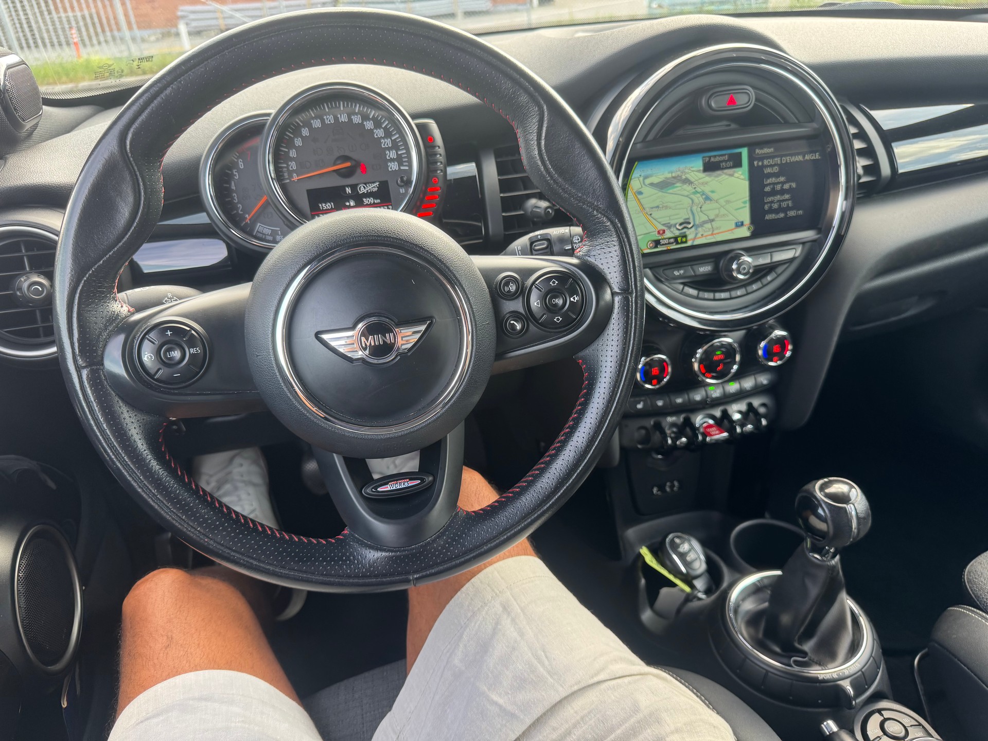 MINI Cooper S-image-20