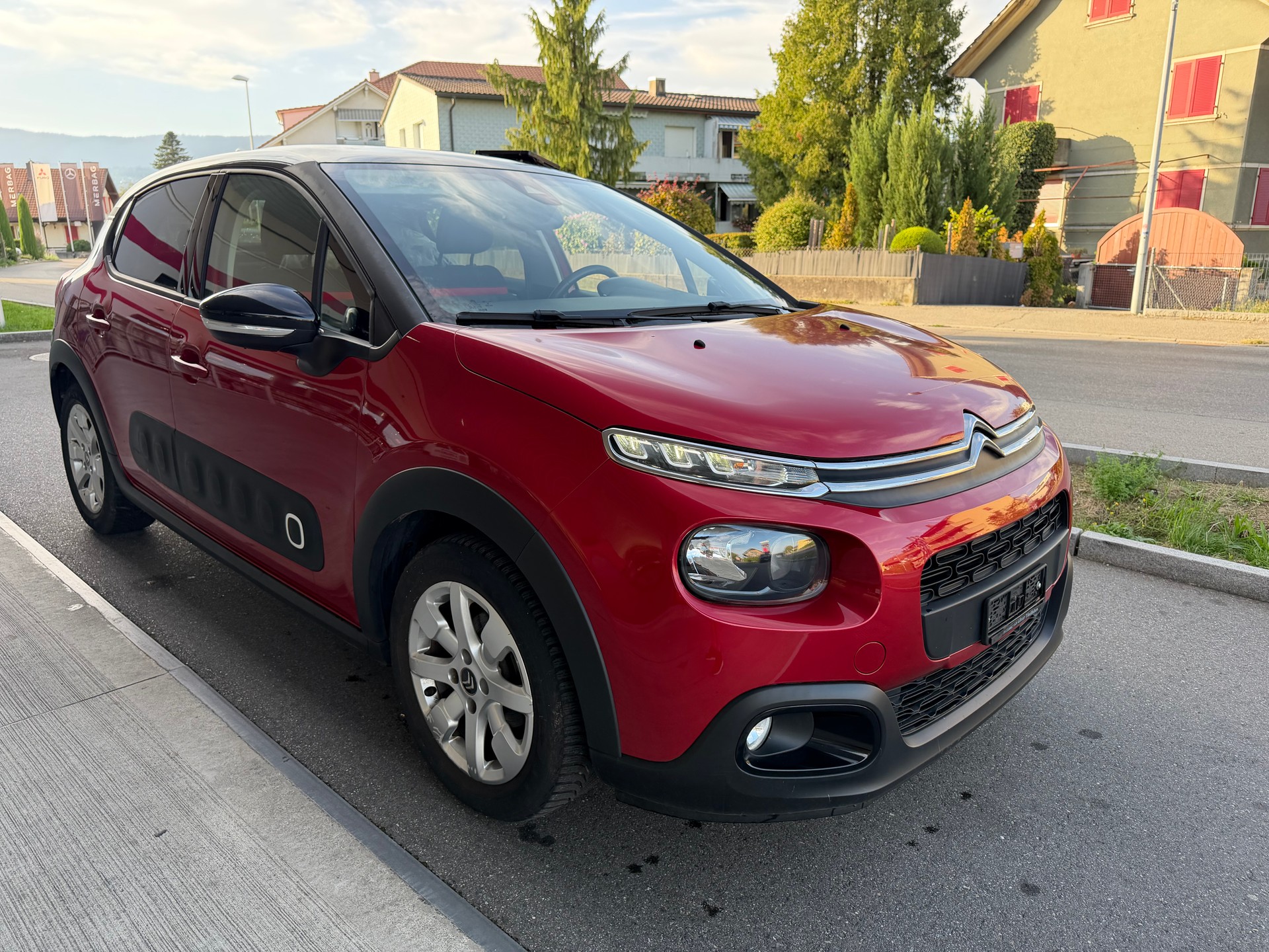 CITROEN C3 1.2i PureTech Shine EAT Automat -frisch ab Mfk-image-1
