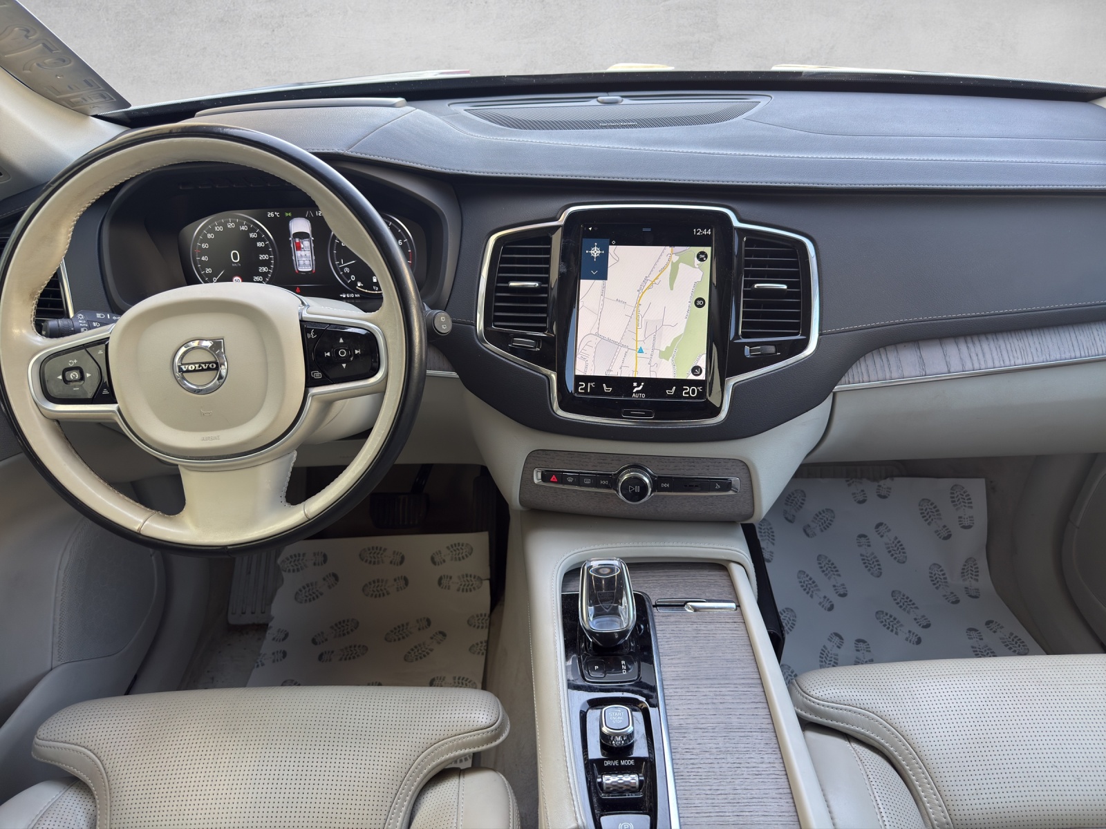 VOLVO XC90 B6 Benzin Mild Hybrid AWD Inscription Geartronic-image-12