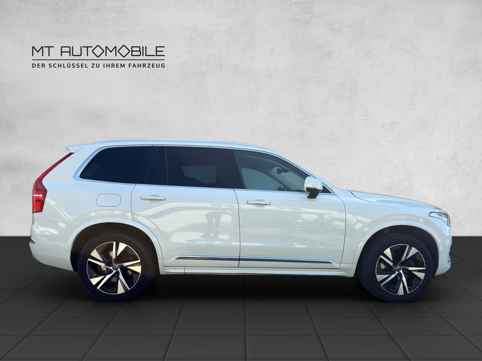 VOLVO XC90 B6 Benzin Mild Hybrid AWD Inscription Geartronic-image-6