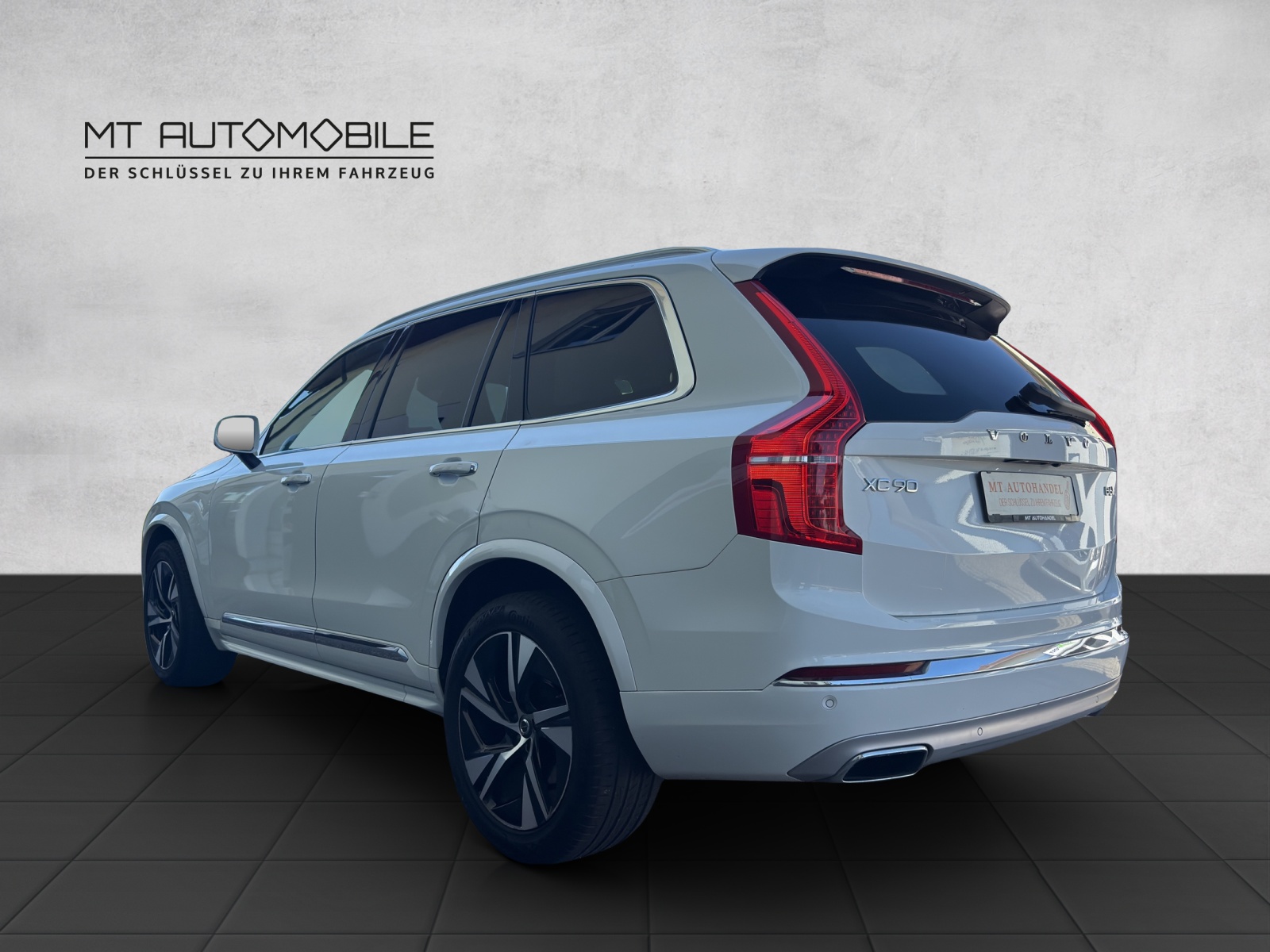 VOLVO XC90 B6 Benzin Mild Hybrid AWD Inscription Geartronic-image-3