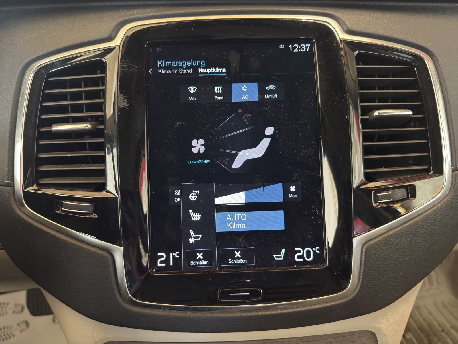 VOLVO XC90 B6 Benzin Mild Hybrid AWD Inscription Geartronic-image-17