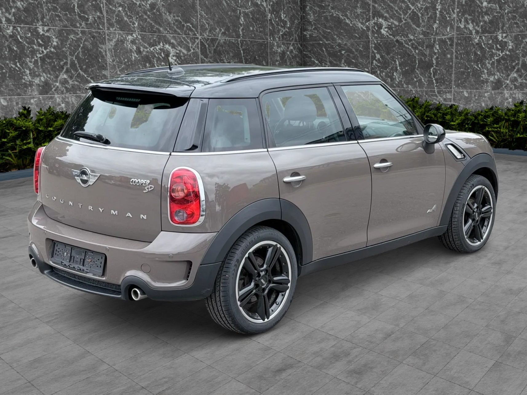 MINI Countryman Cooper SD ALL4-image-3