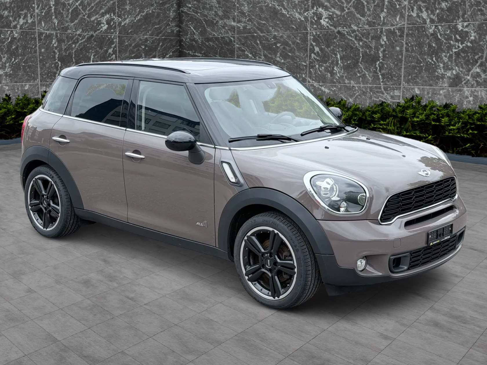 MINI Countryman Cooper SD ALL4-image-1