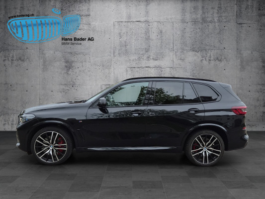 BMW X5 xDrive M50i-image-2