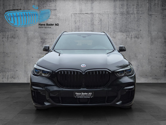 BMW X5 xDrive M50i-image-0