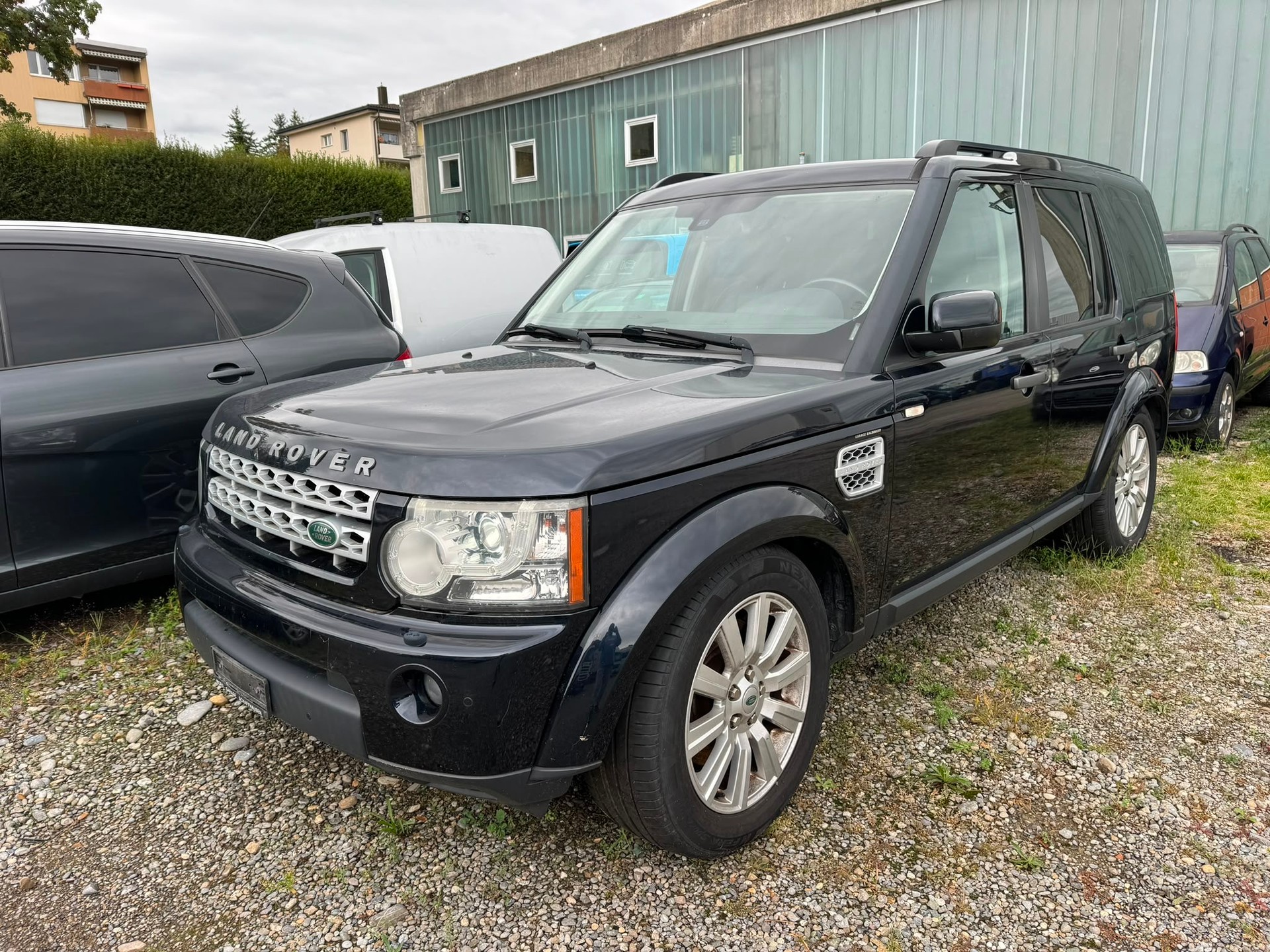 LAND ROVER Discovery 3.0 SDV6 HSE Automatic-image-1