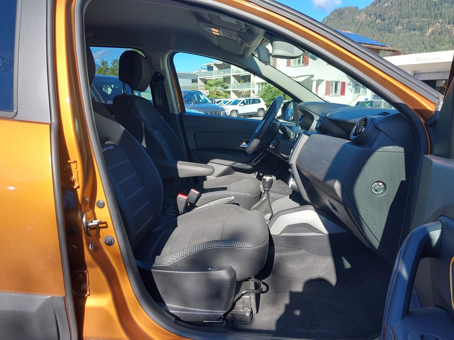 DACIA Duster TCe 125 Prestige 4x4-image-8
