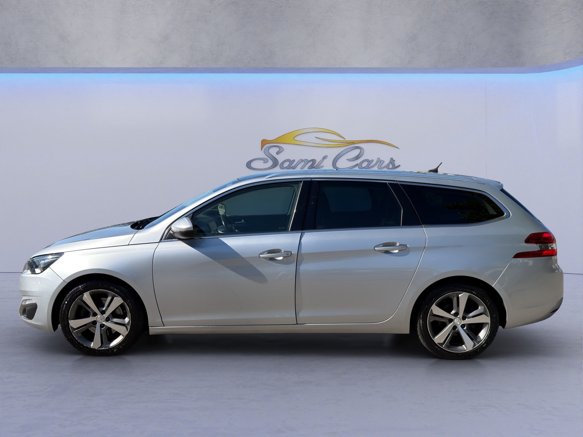 PEUGEOT 308 SW 2.0 BlueHDI GT Automatic-image-5