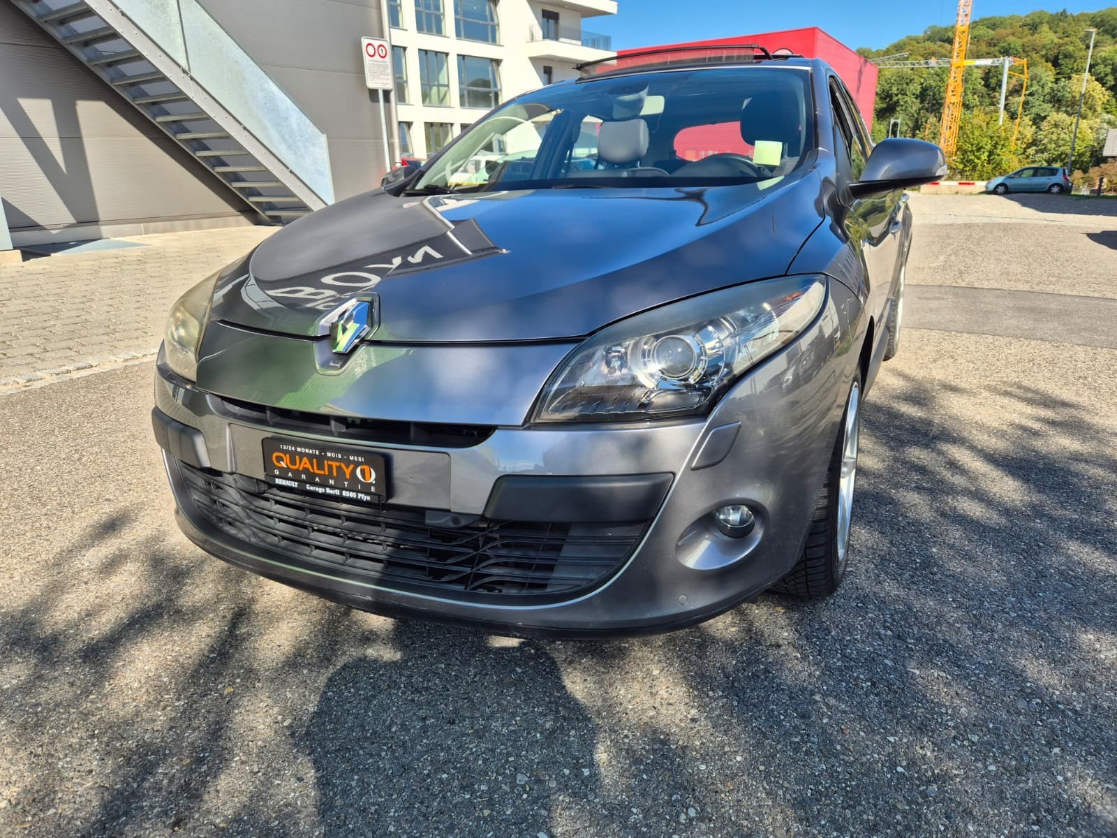 RENAULT Mégane 2.0 16V Privilège CVT-image-0