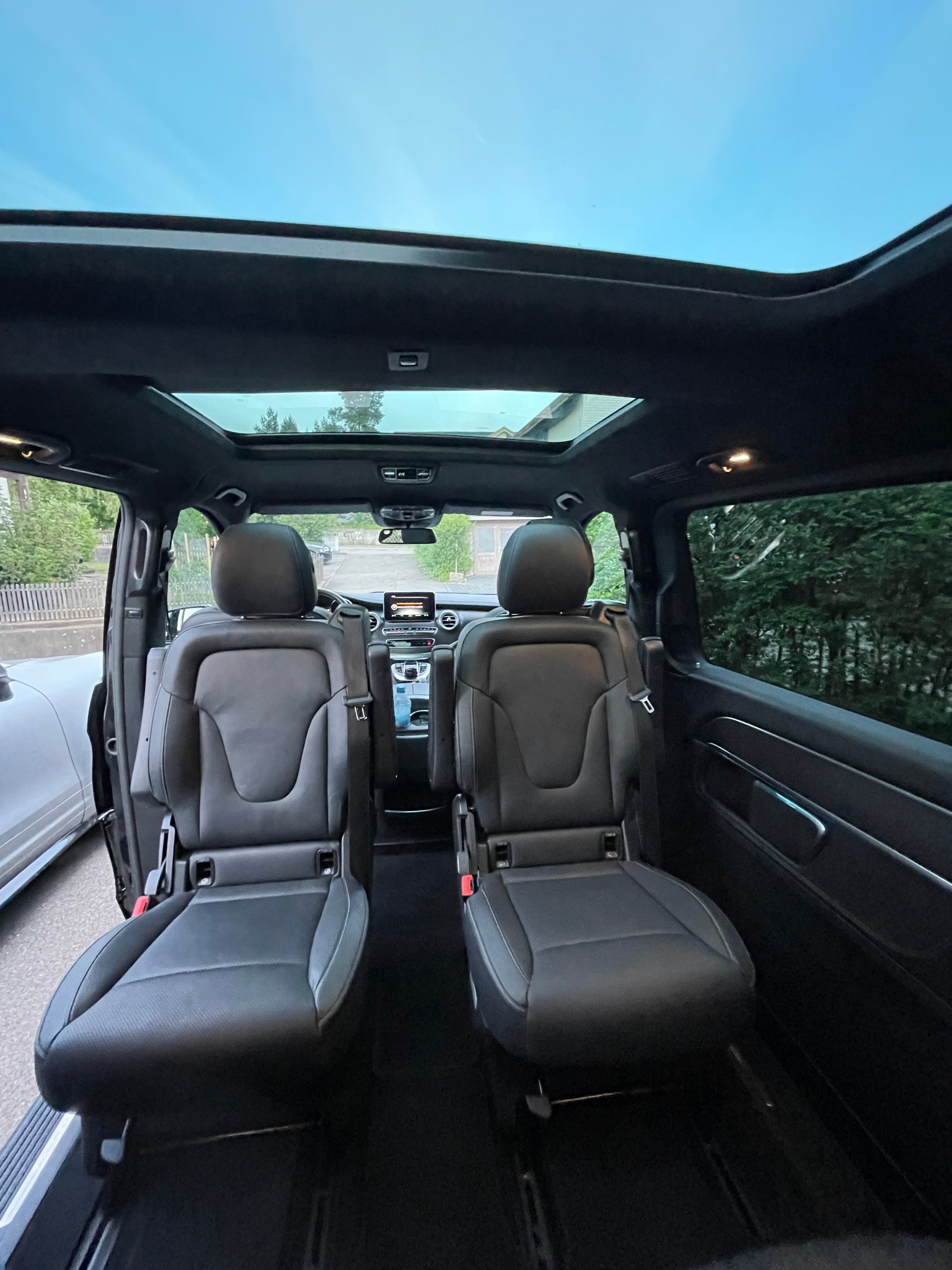 MERCEDES-BENZ V 250 d Exclusive lang 4Matic 7G-Tronic-image-19