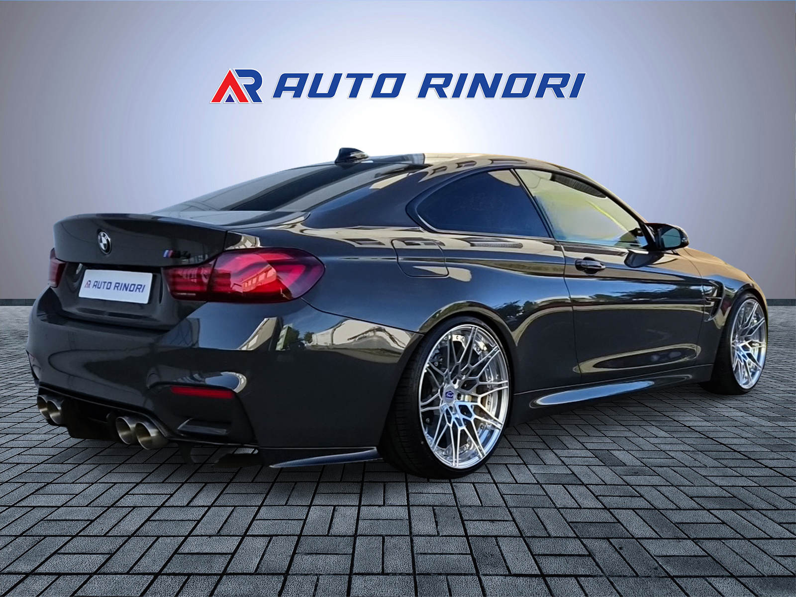 BMW M4 Coupé Competition DKG-image-5