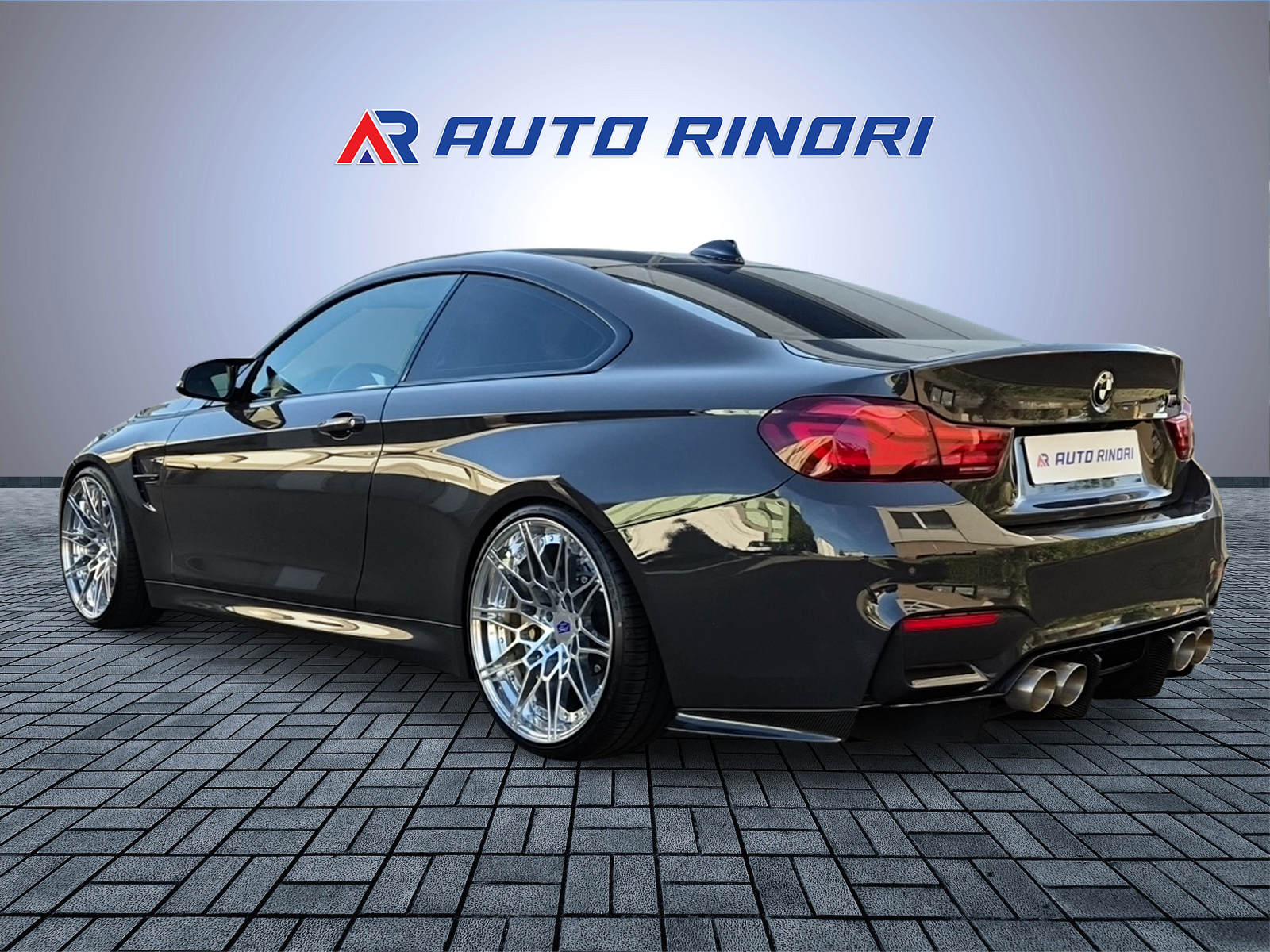 BMW M4 Coupé Competition DKG-image-4