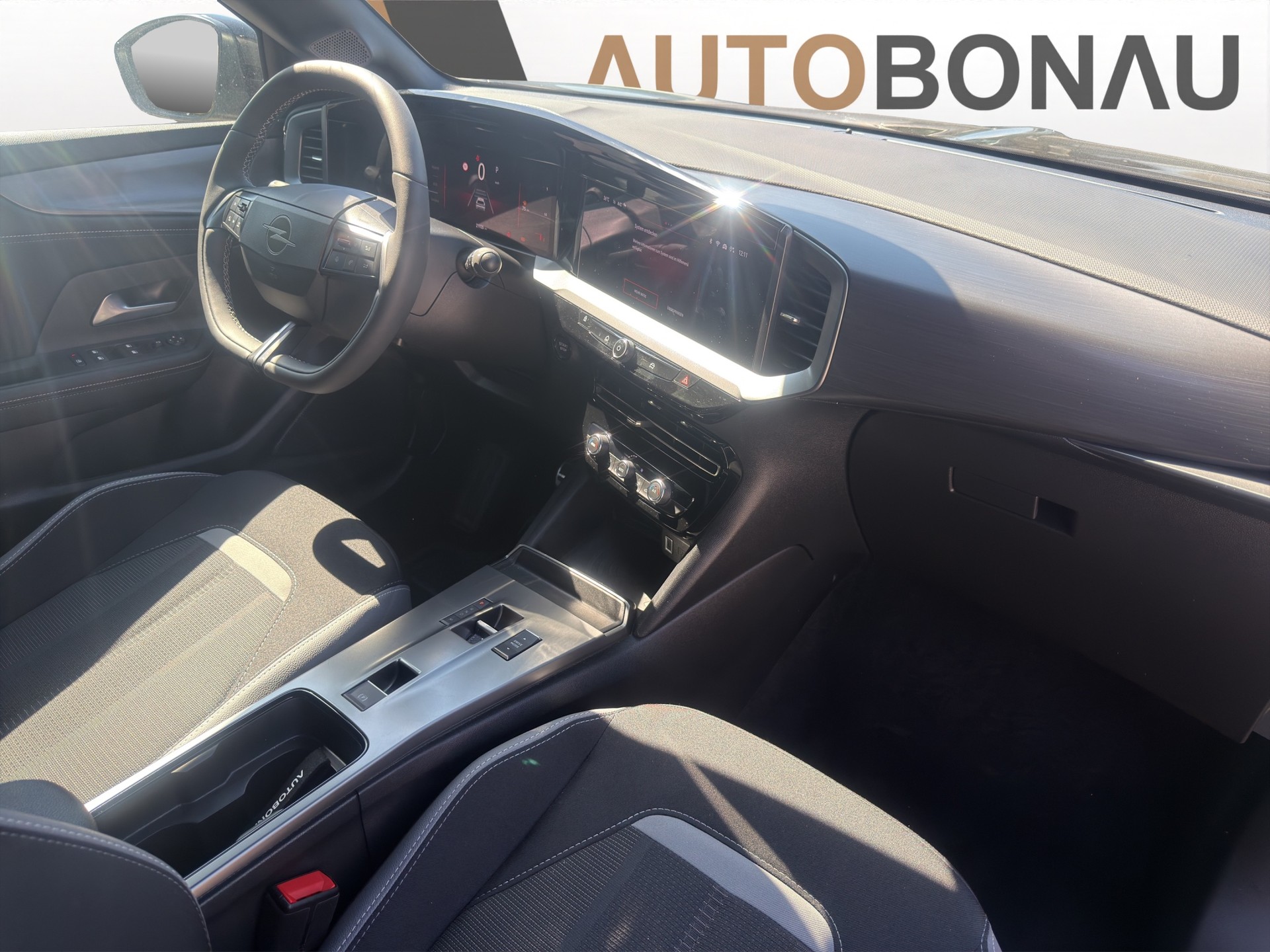 OPEL MOKKA 1.2 Hybrid 145 GS e-DCT6-image-12