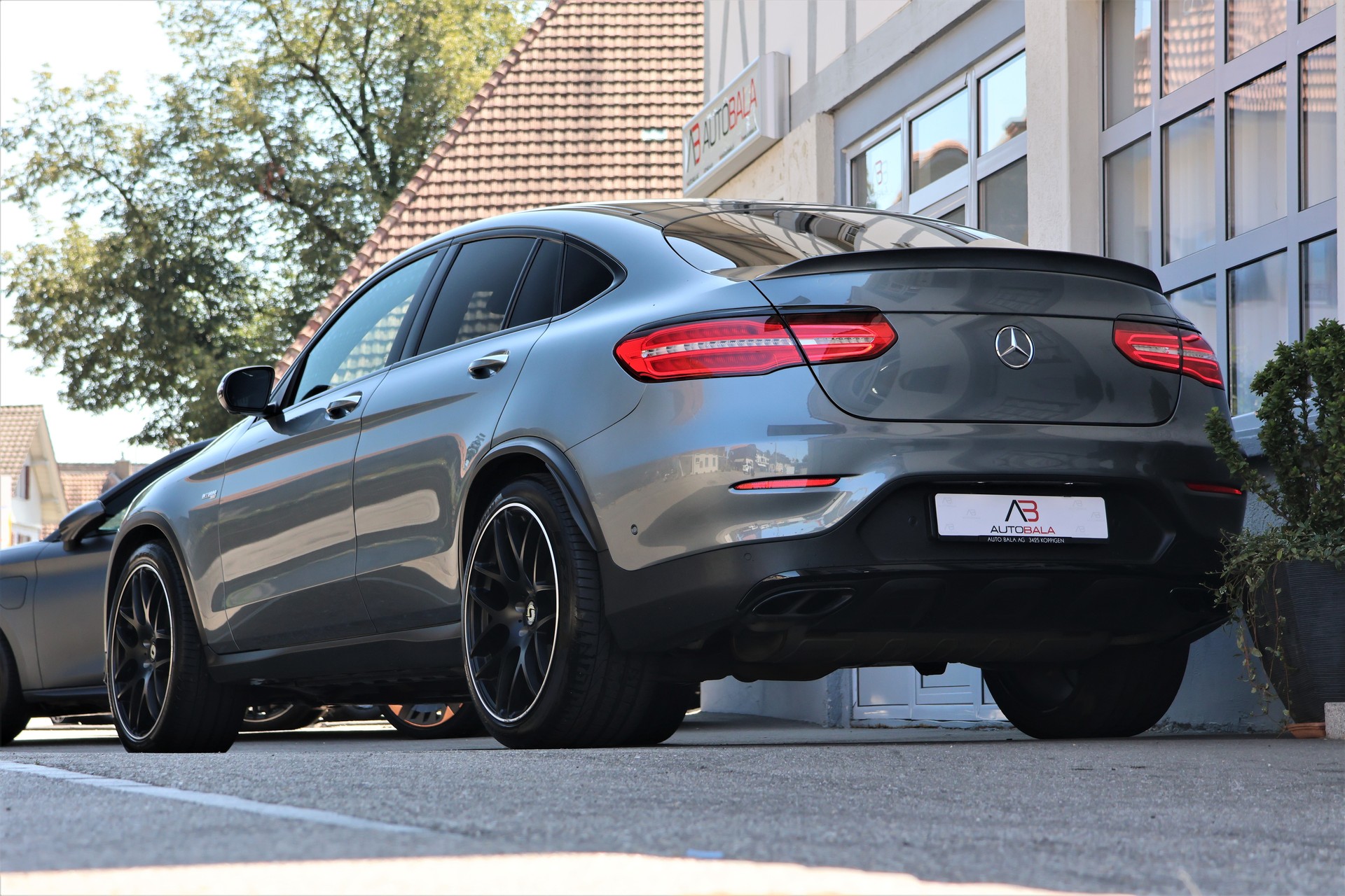 MERCEDES-BENZ GLC Coupé 43 AMG 4Matic 9G-Tronic (CH)-image-2