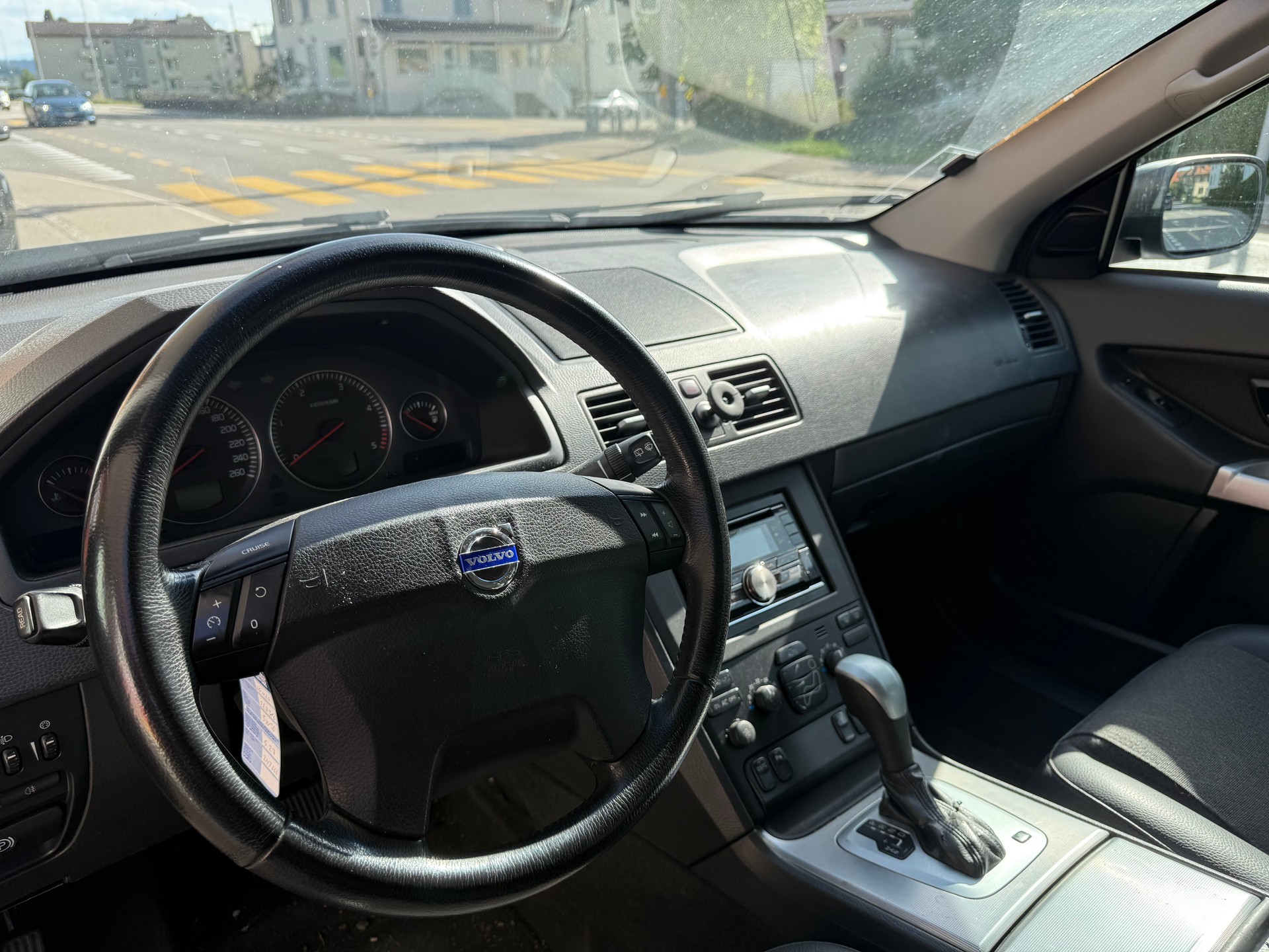 VOLVO XC90 2.4D(D5) AWD Summum-image-11