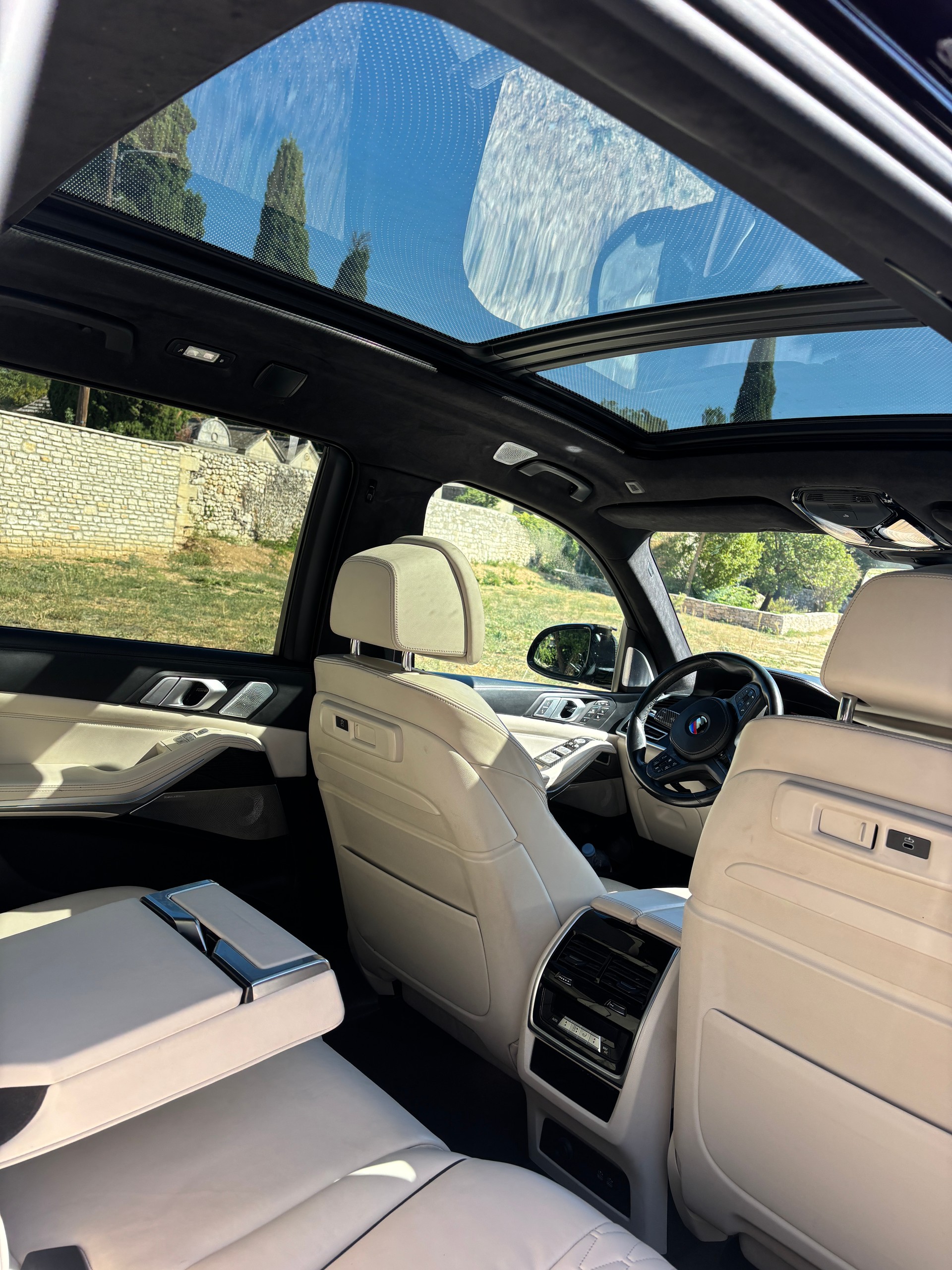 BMW M50i-image-5