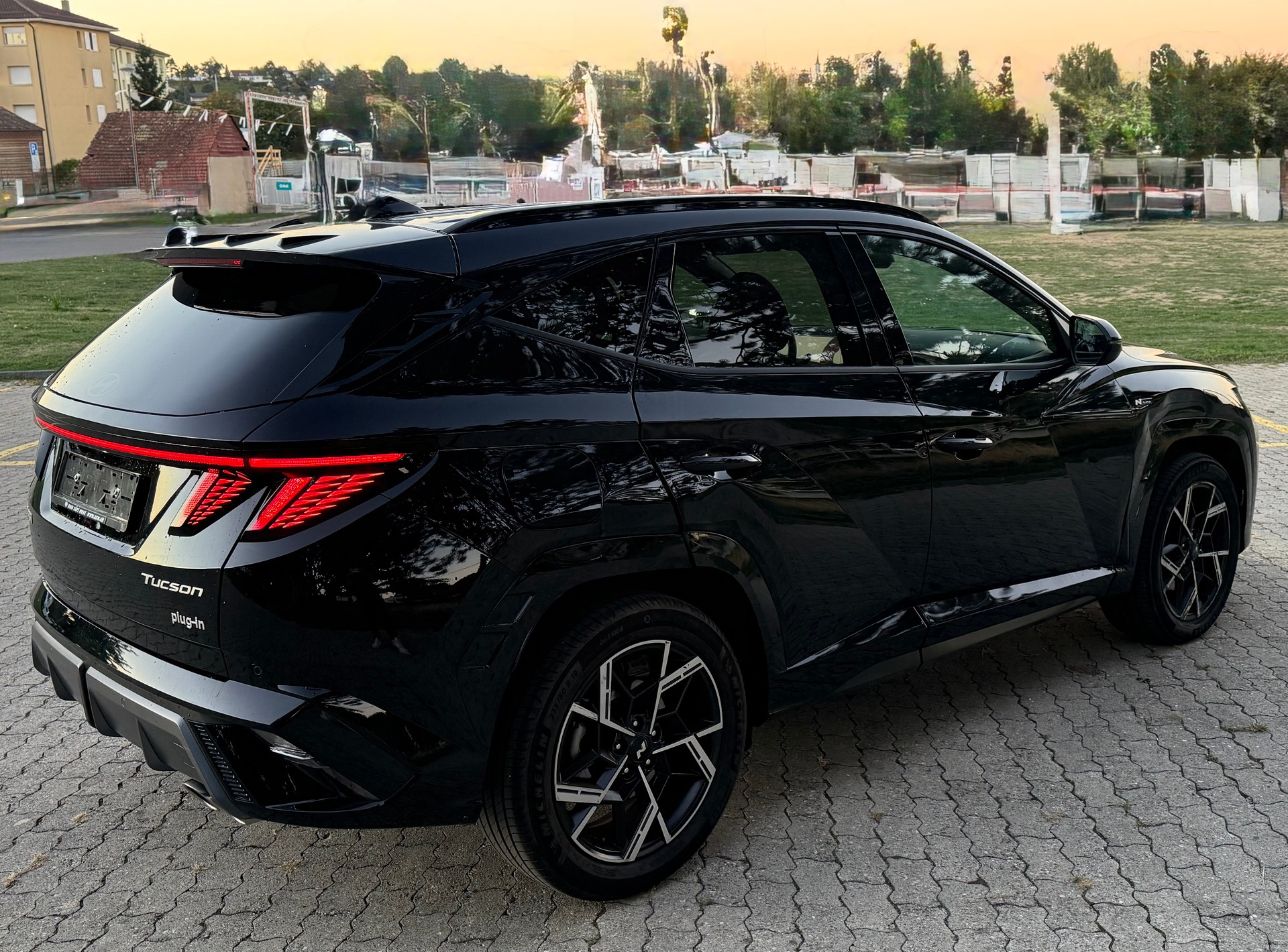 HYUNDAI Tucson 1.6 TGDI PHEV N-Line 4WD-image-3