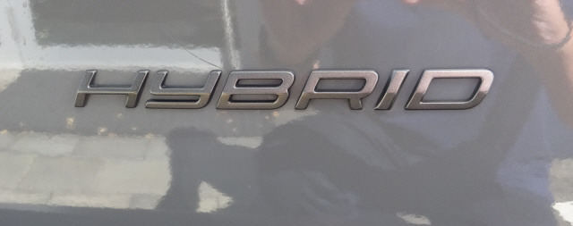 PEUGEOT 2008 1.2 145 MHEV GT-image-12