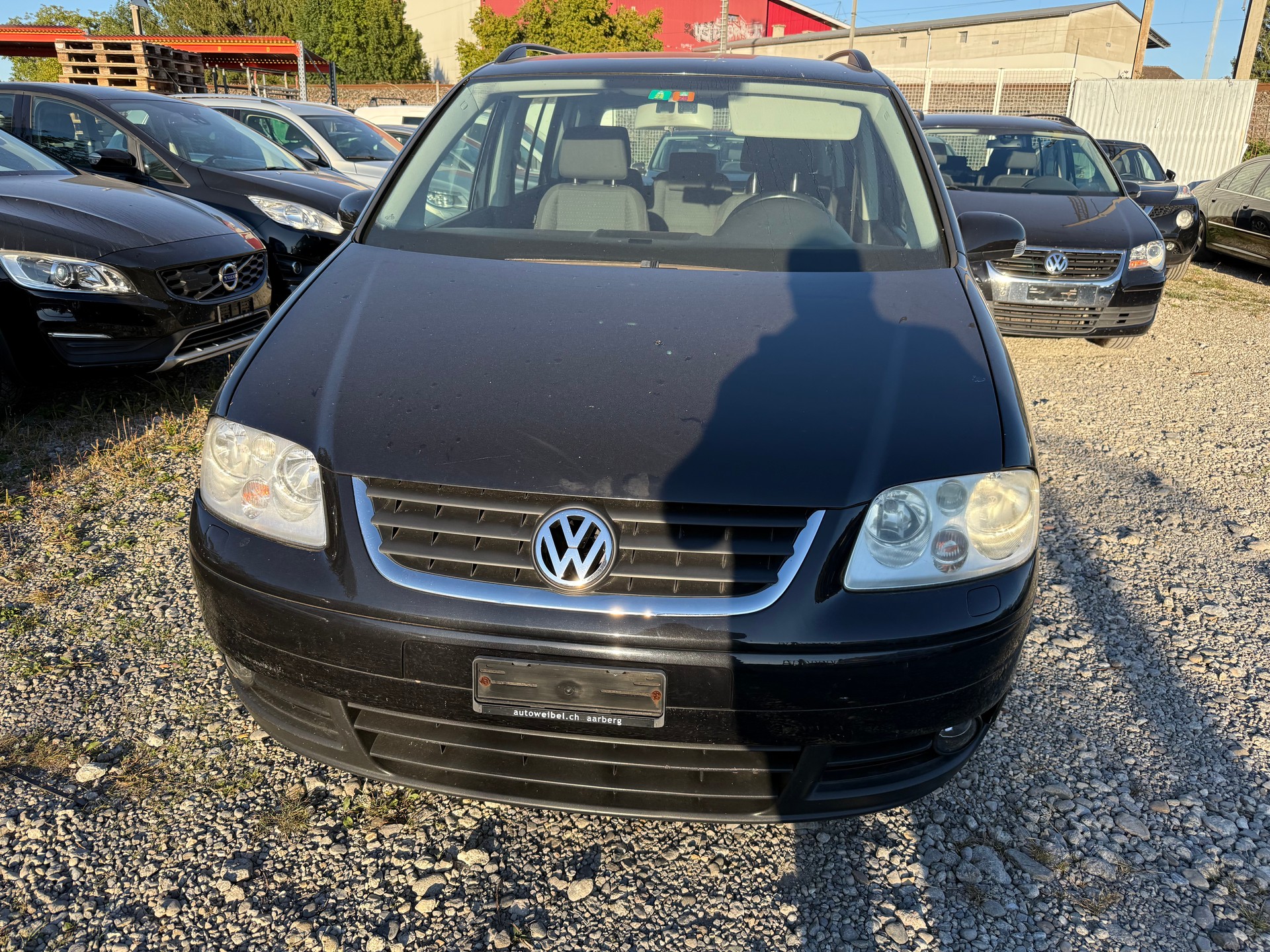 VW Touran 2.0 TDI Trendline Traveller-image-0