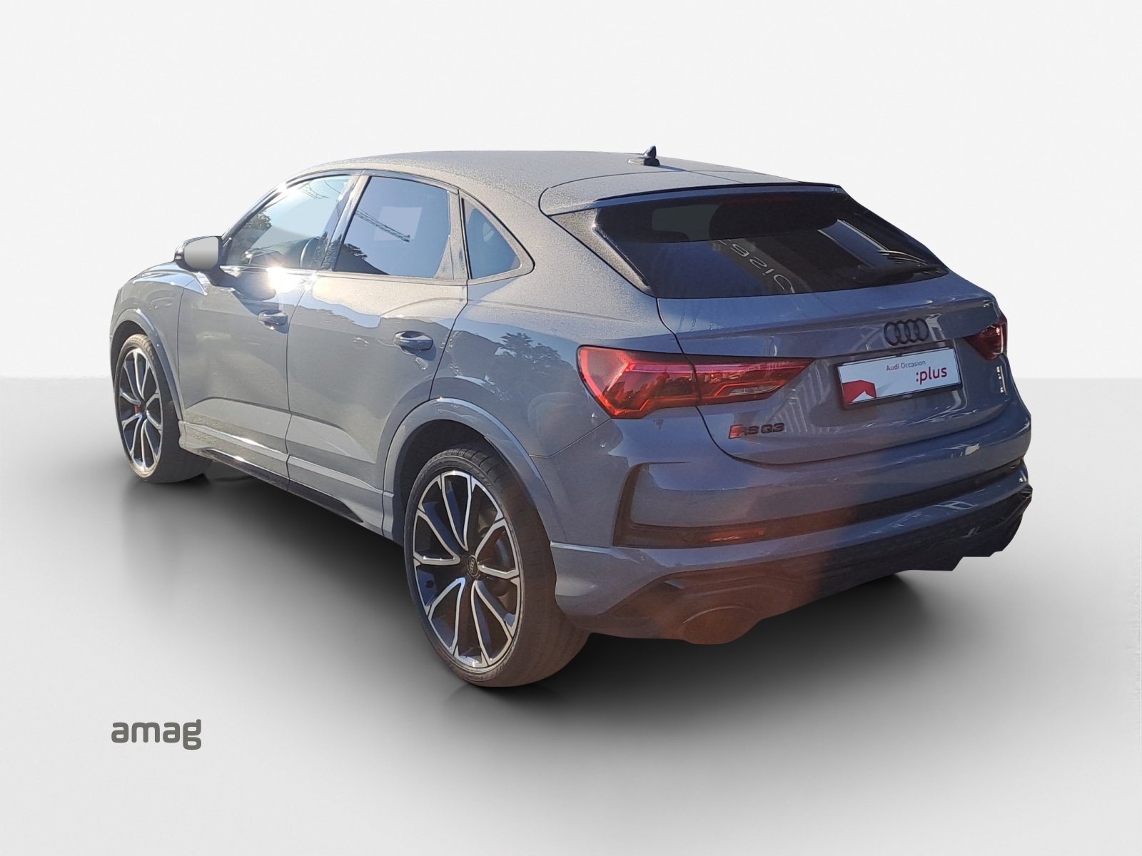 AUDI RS Q3 Sportback quattro S tronic-image-2