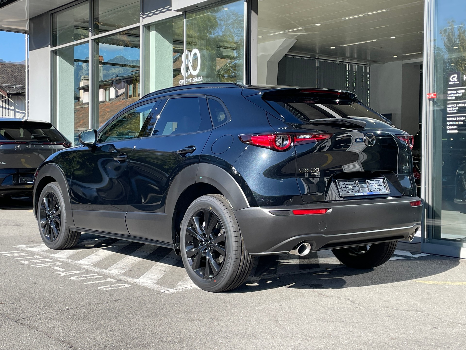 MAZDA CX-30 SKYACTIV-X 186 M Hybrid Homura Plus AWD AT-image-3
