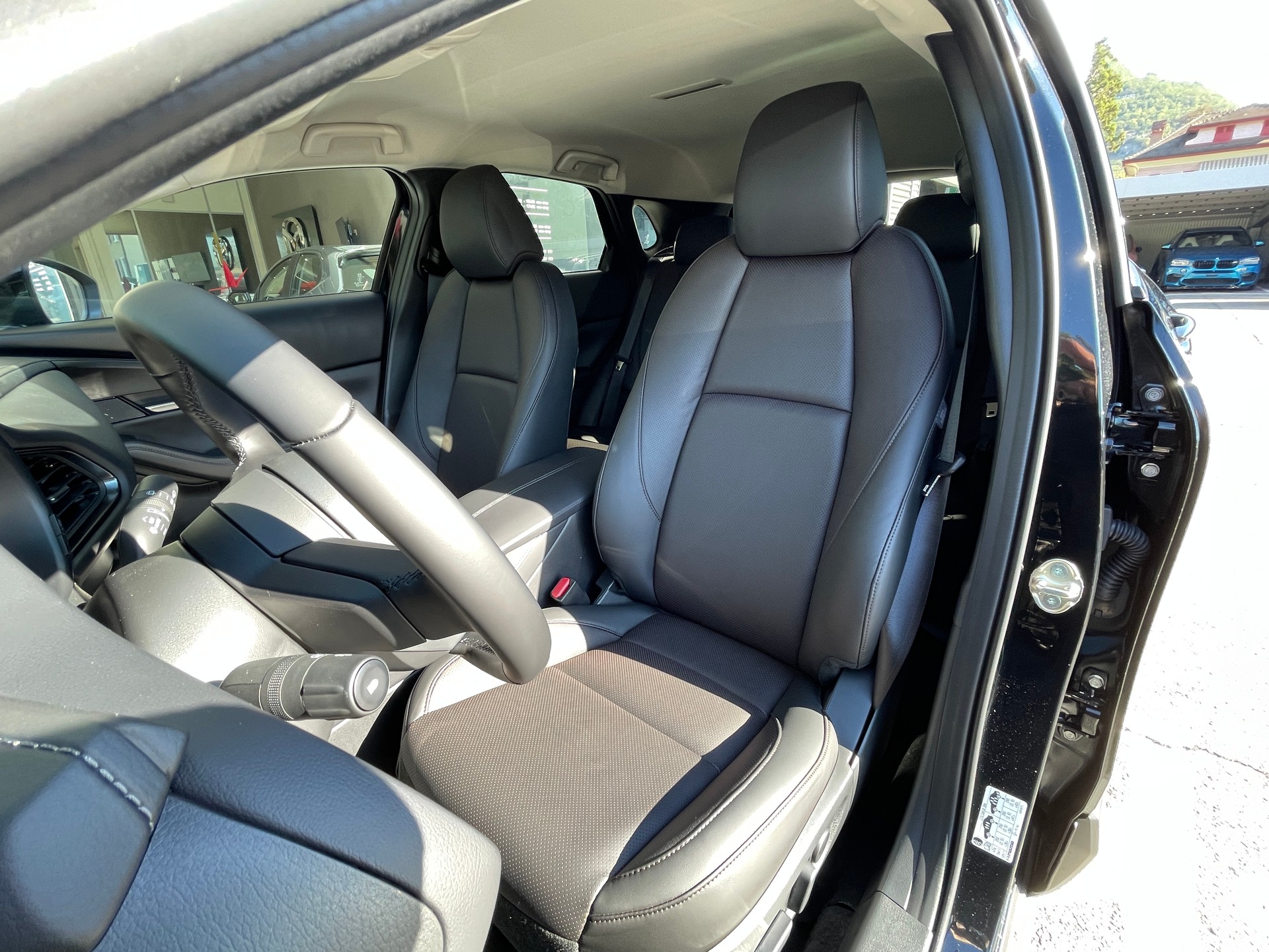 MAZDA CX-30 SKYACTIV-X 186 M Hybrid Homura Plus AWD AT-image-7