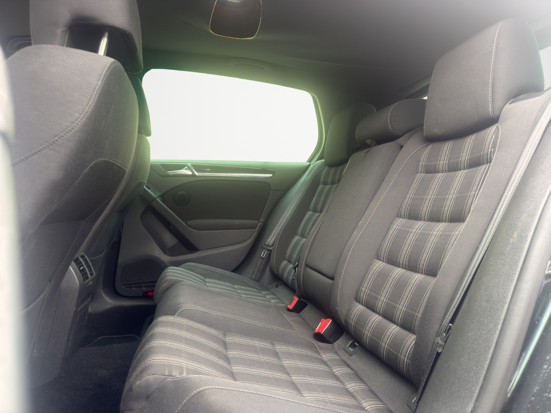 VW Golf 2.0 TDI GTD DSG-image-8
