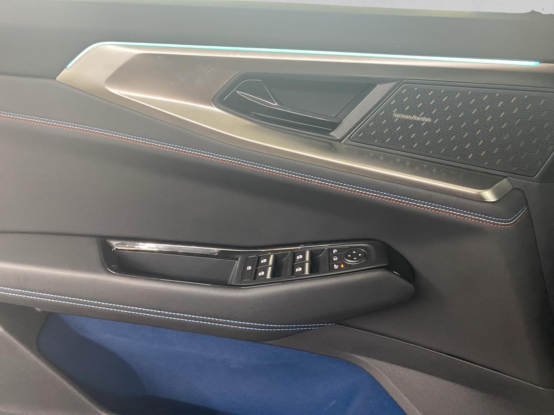 RENAULT Rafale 1.2 E-Tech Hybrid 200 Esprit Alpine-image-21
