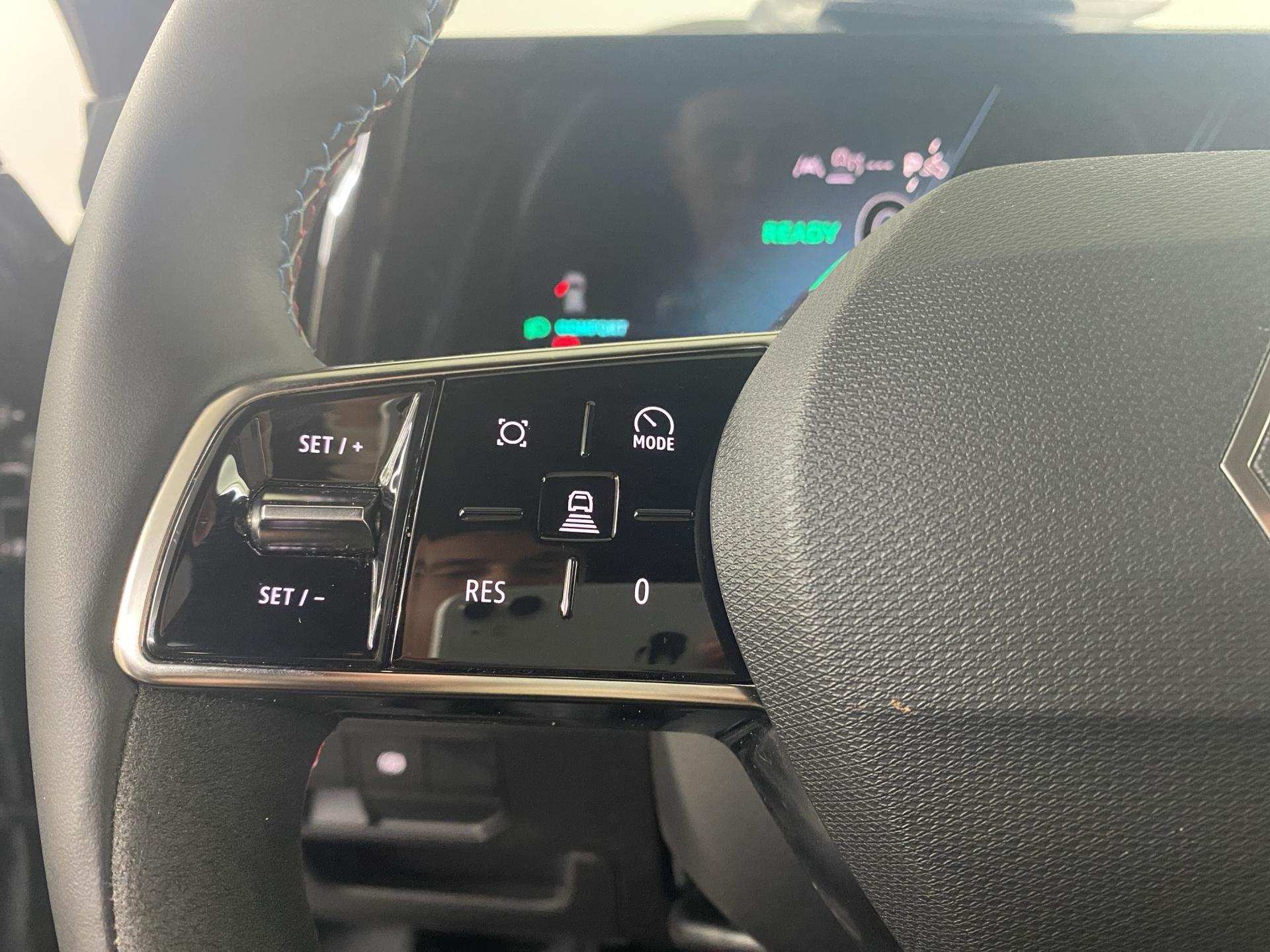 RENAULT Rafale 1.2 E-Tech Hybrid 200 Esprit Alpine-image-19