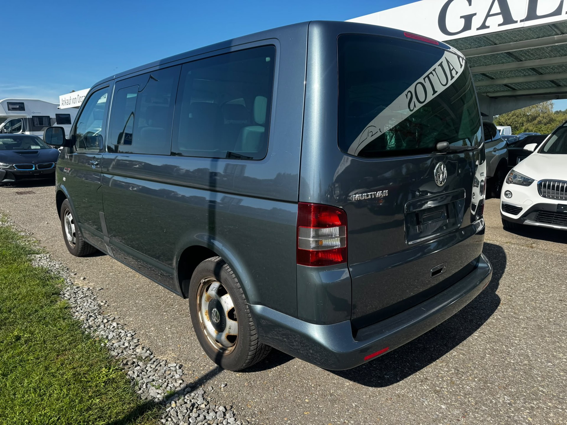 VW T5 Multivan Family 2.5 TDI-image-6