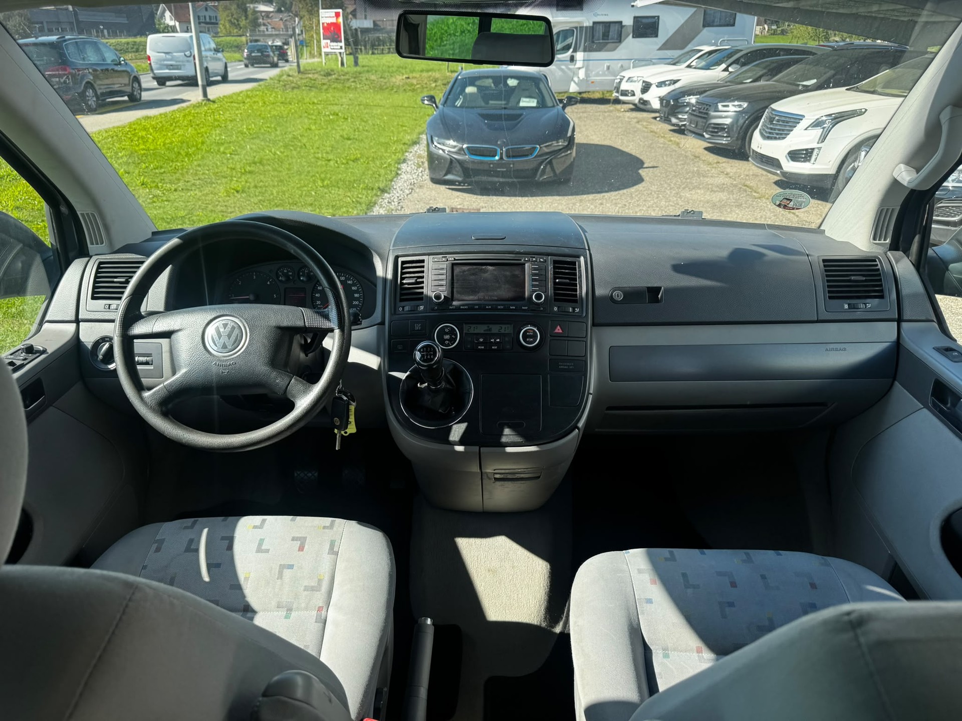 VW T5 Multivan Family 2.5 TDI-image-8