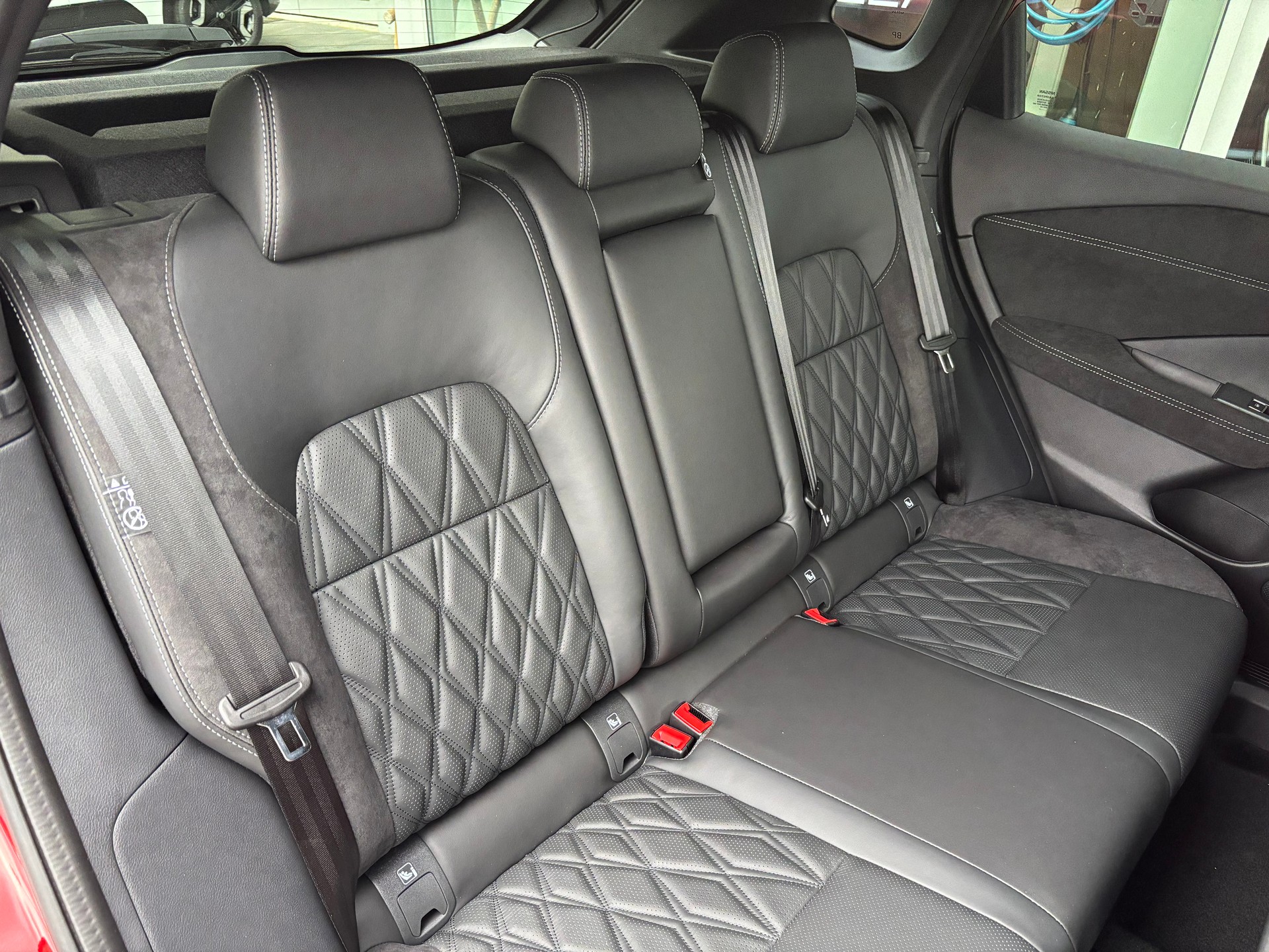 NISSAN Qashqai 1.3 MHEV Tekna+ 4x4-image-6