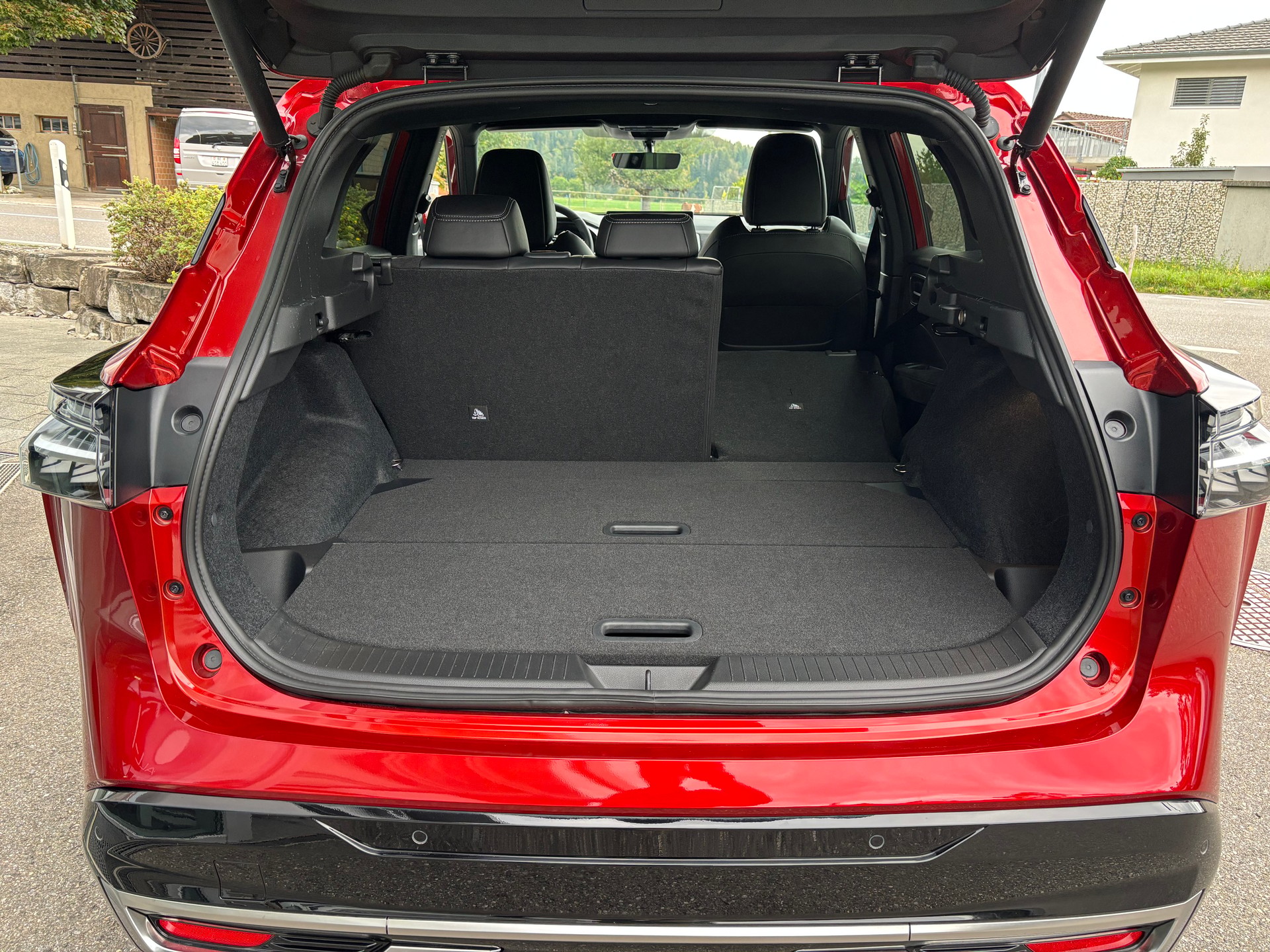 NISSAN Qashqai 1.3 MHEV Tekna+ 4x4-image-5