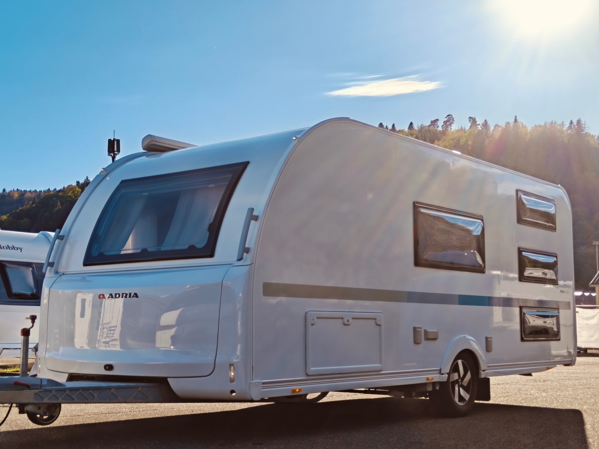 ADRIA Altea 552 PK -- 3x Etagenbett -- Klima -- Mover -- Markise -- Clesana C1 WC-image-0