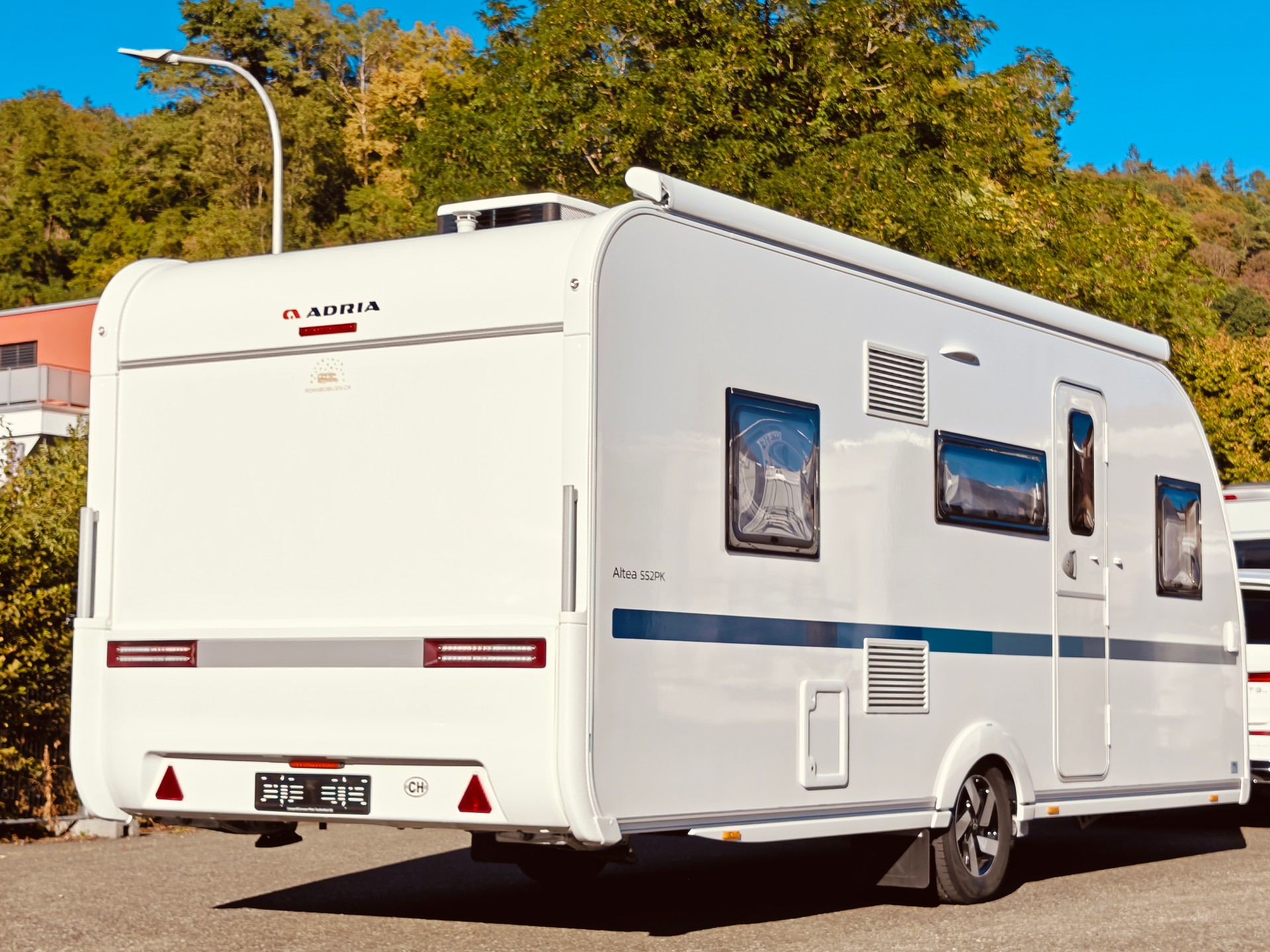ADRIA Altea 552 PK -- 3x Etagenbett -- Klima -- Mover -- Markise -- Clesana C1 WC-image-3