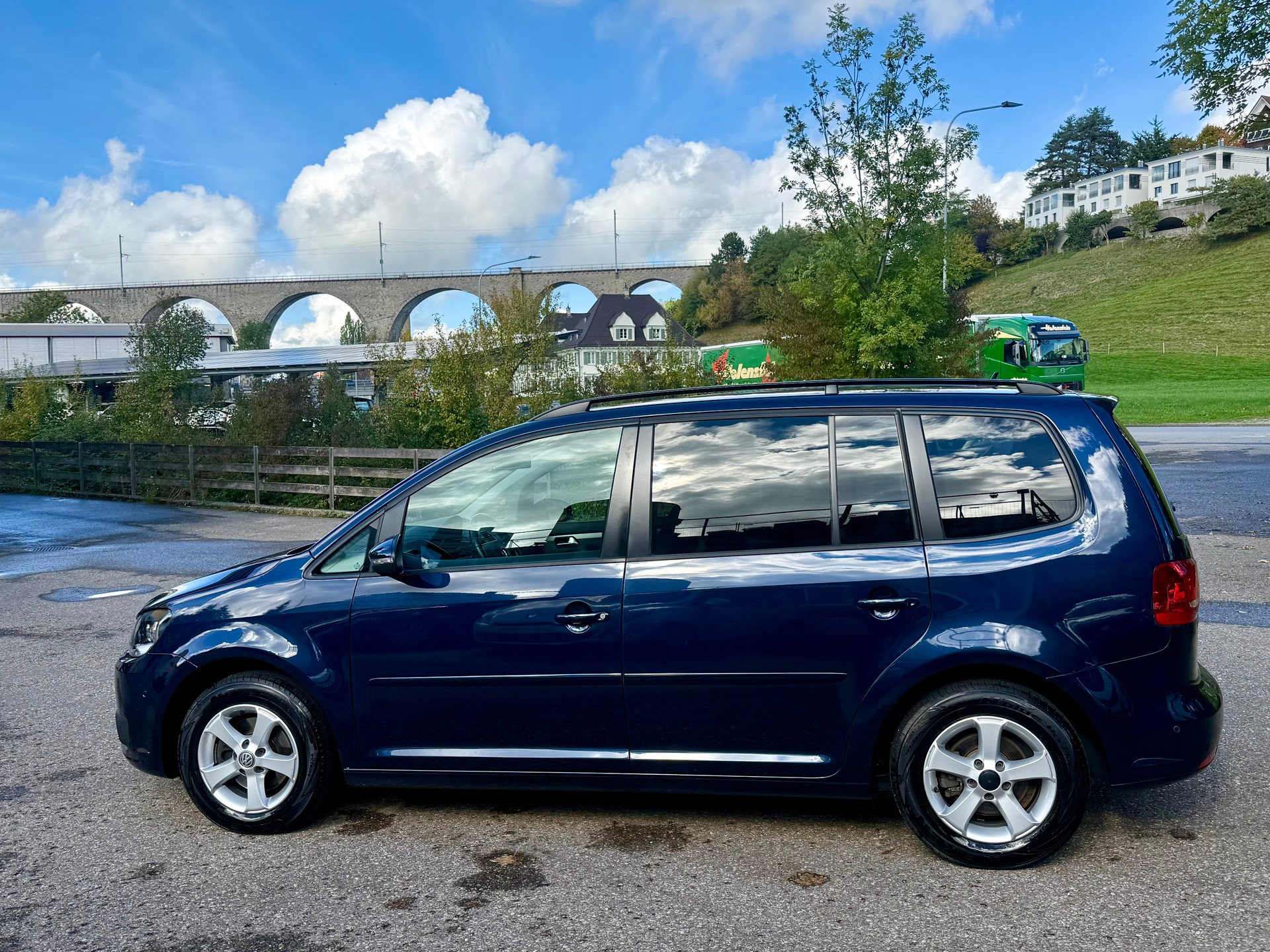 VW Touran 1.4 TSI Comfortline DSG-image-9