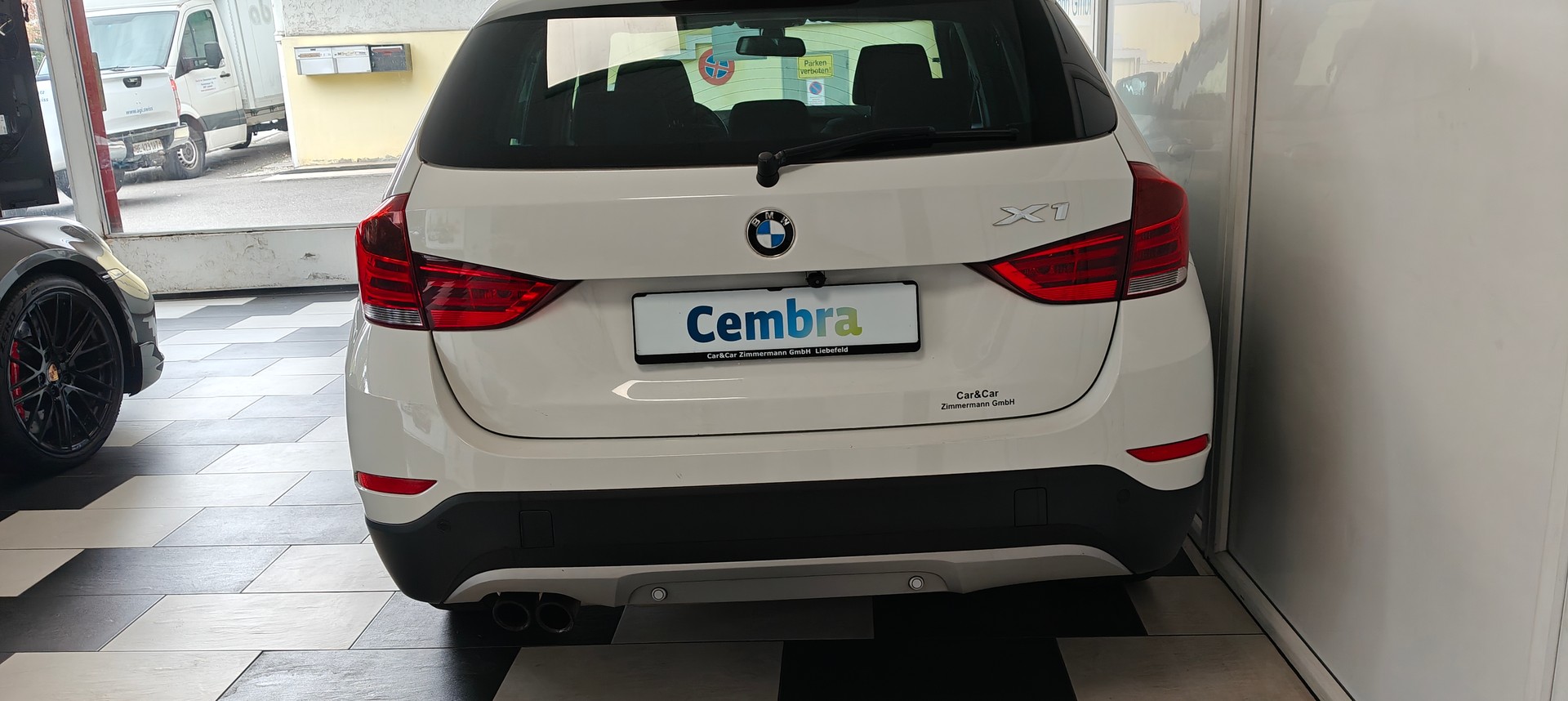 BMW X1 xDrive 20i xLine Steptronic-image-7