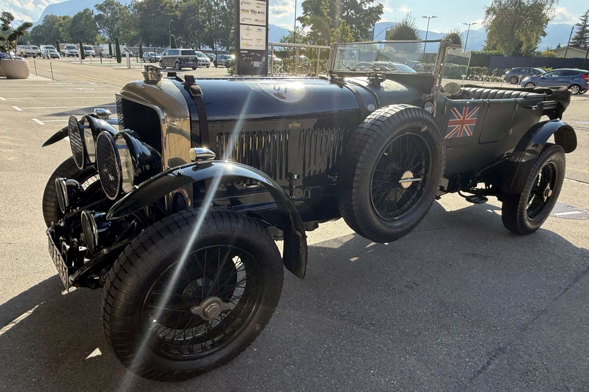 BENTLEY 6 1/2 Litre Speed Six-image-15