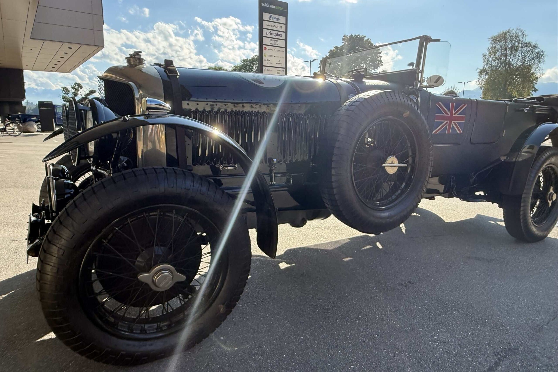 BENTLEY 6 1/2 Litre Speed Six-image-30