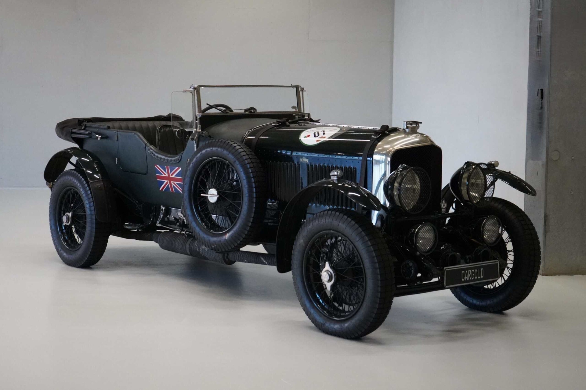 BENTLEY 6 1/2 Litre Speed Six-image-13