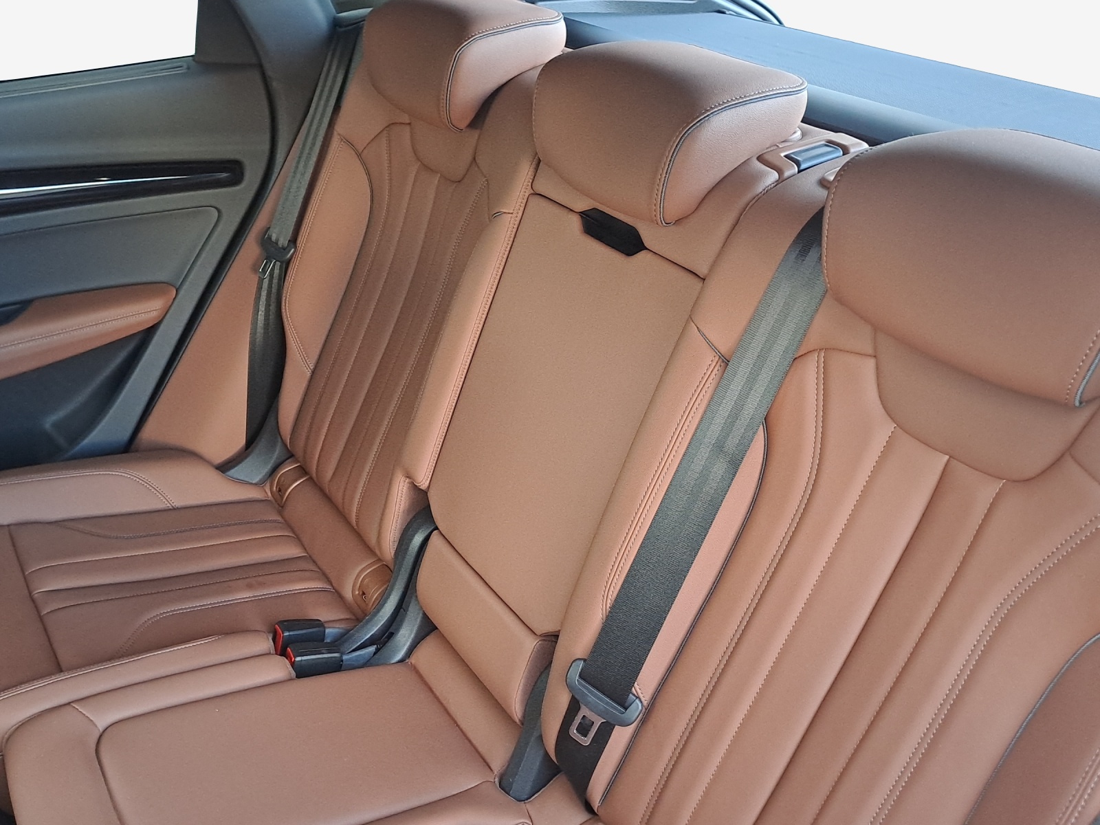 AUDI Q5 Sportback 50 TFSI e PHEV S line quattro S-tronic-image-11